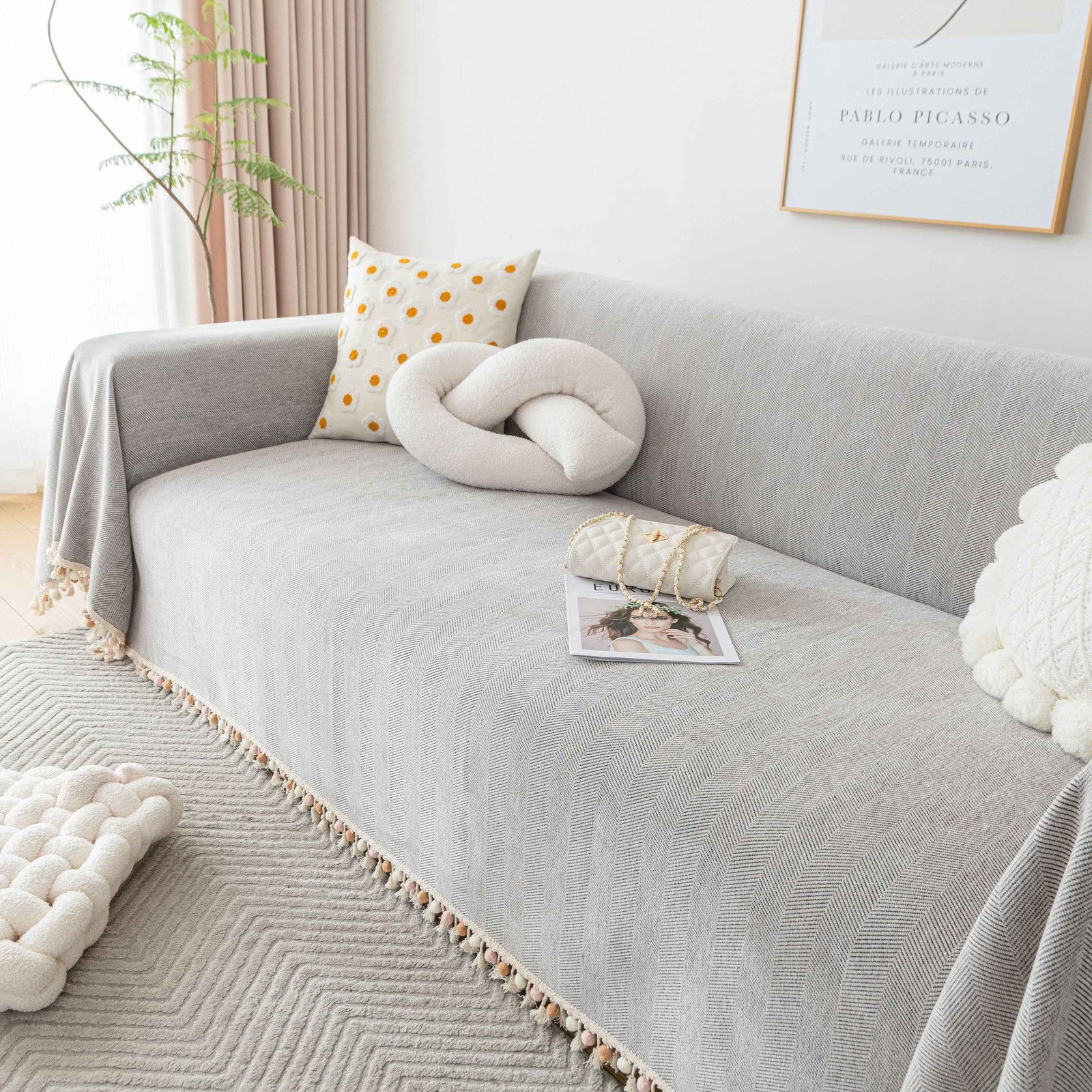 Boho Herringbone Sofa Throw Blanket with Pom Pom Tassels Stylish Furniture Slipcover