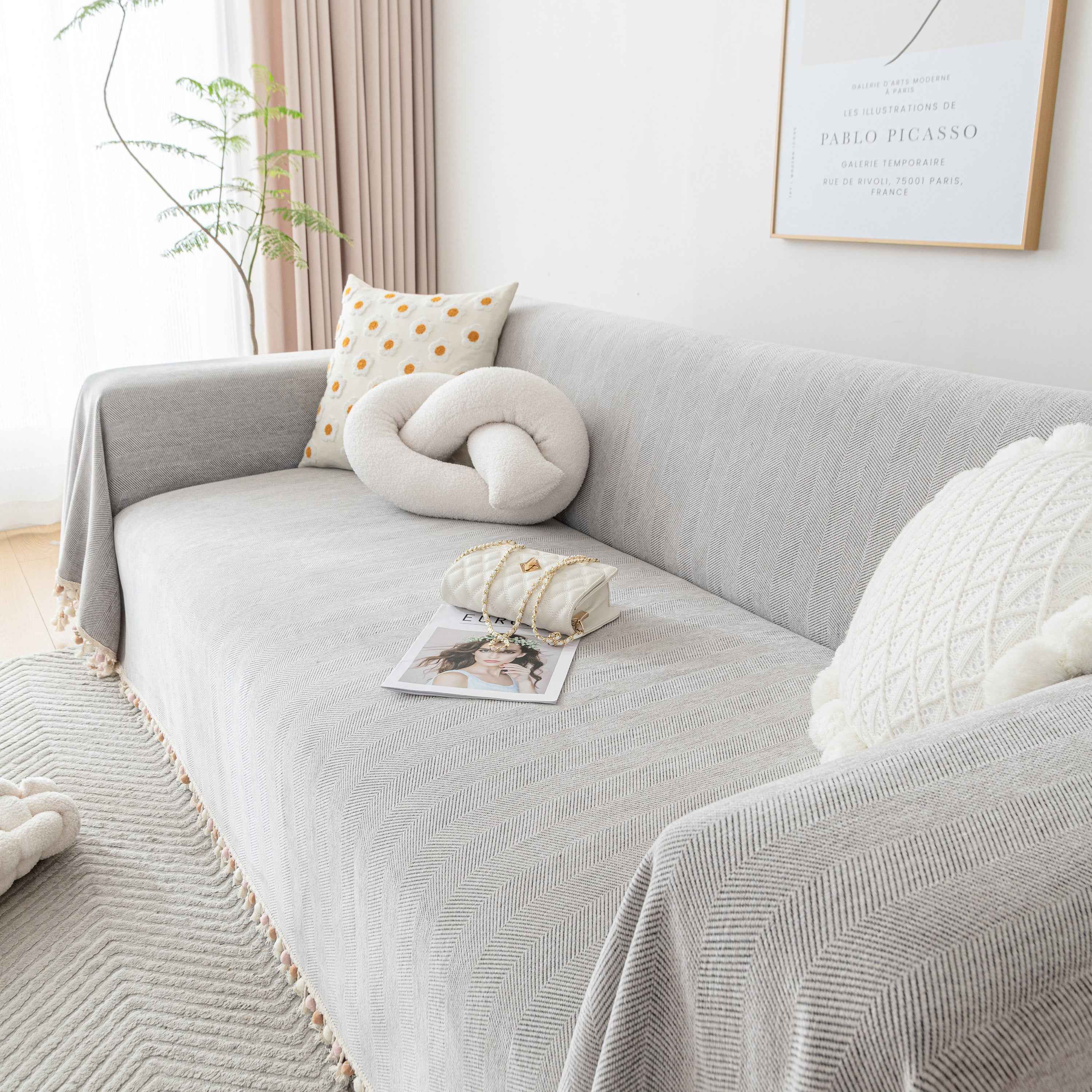 Boho Herringbone Sofa Throw Blanket with Pom Pom Tassels Stylish Furniture Slipcover