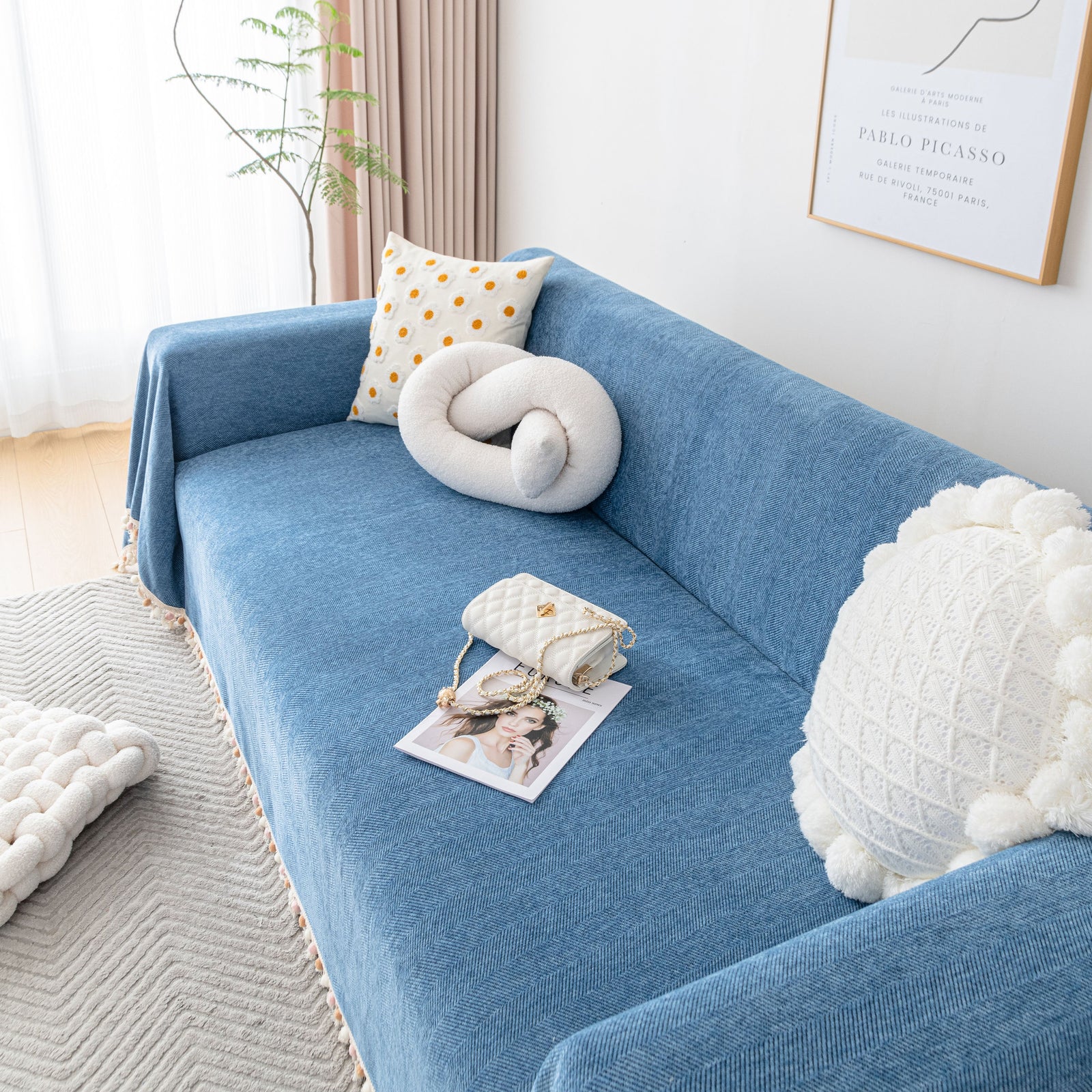 Boho Herringbone Sofa Throw Blanket with Pom Pom Tassels Stylish Furniture Slipcover