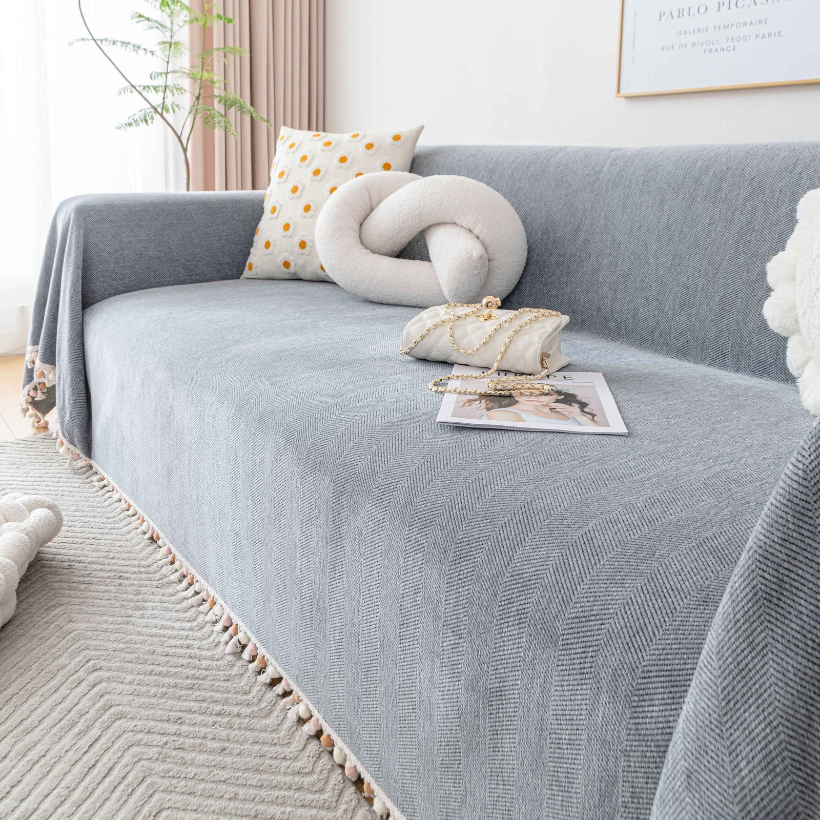 Boho Herringbone Sofa Throw Blanket with Pom Pom Tassels Stylish Furniture Slipcover