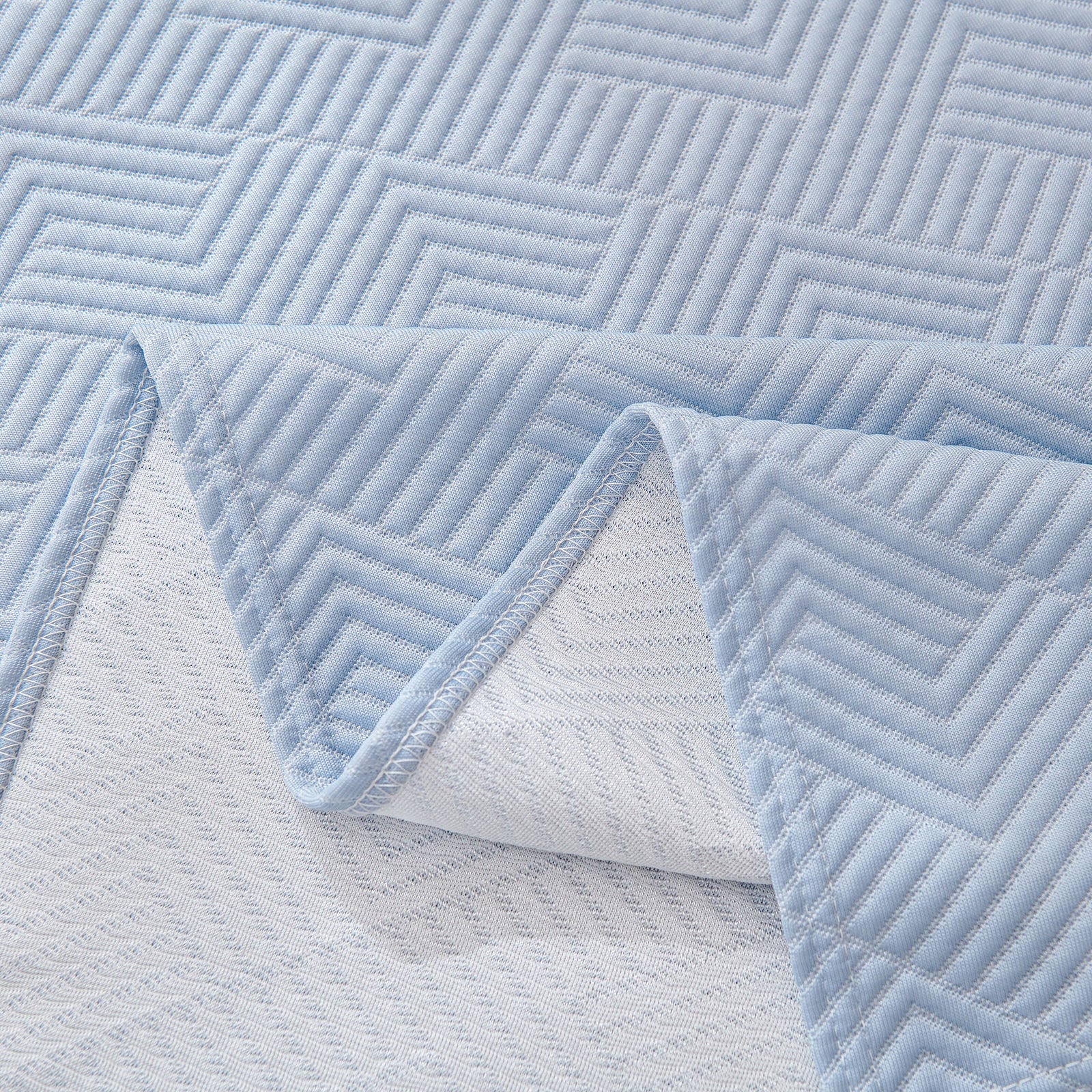 Cooling Scratch Proof Large Sofa Throw Cover, Geometric Texture Couch Protector