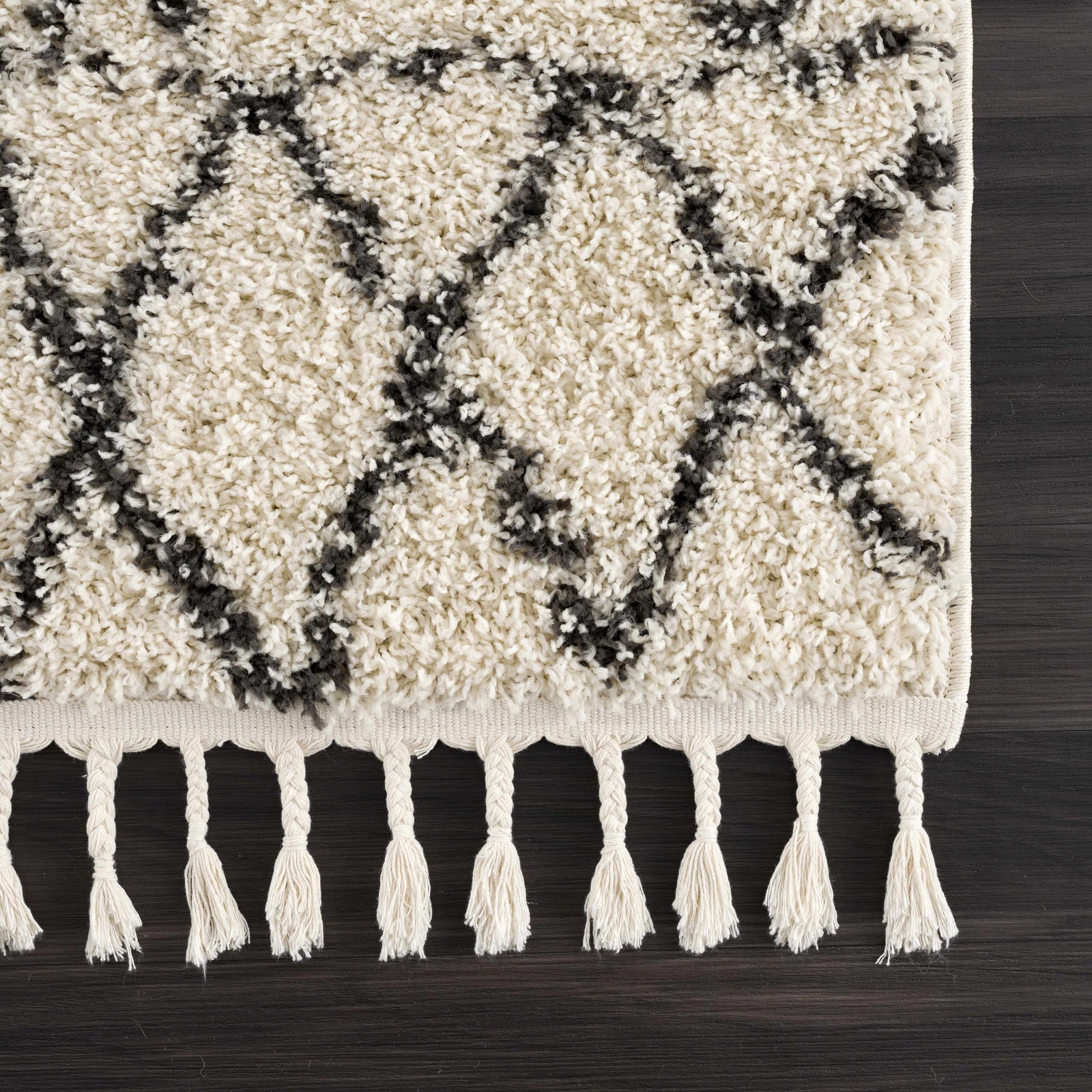 Emlenton Berber Shag with Tassels - Clearance