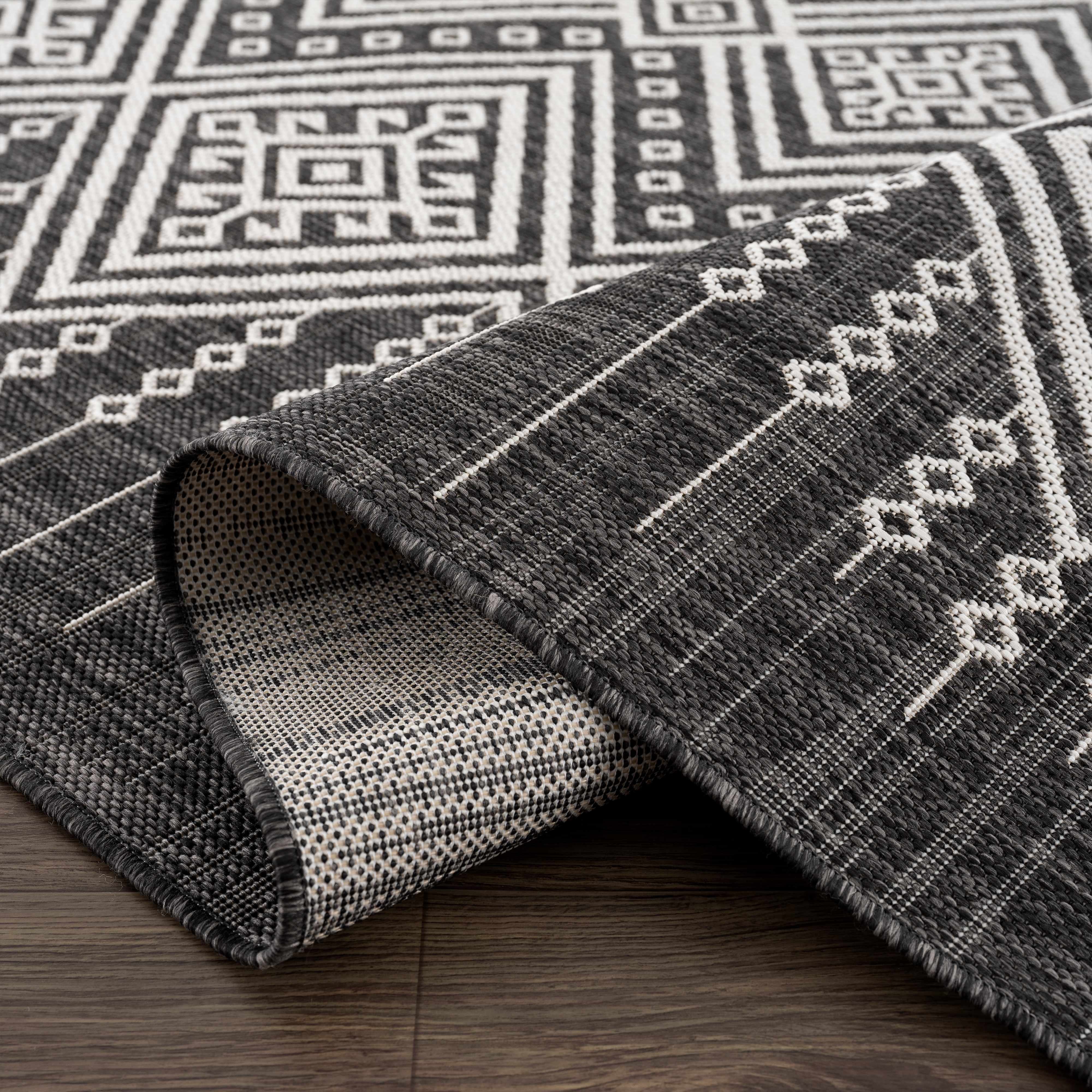 Frankville Black&White All Over Performance Rug