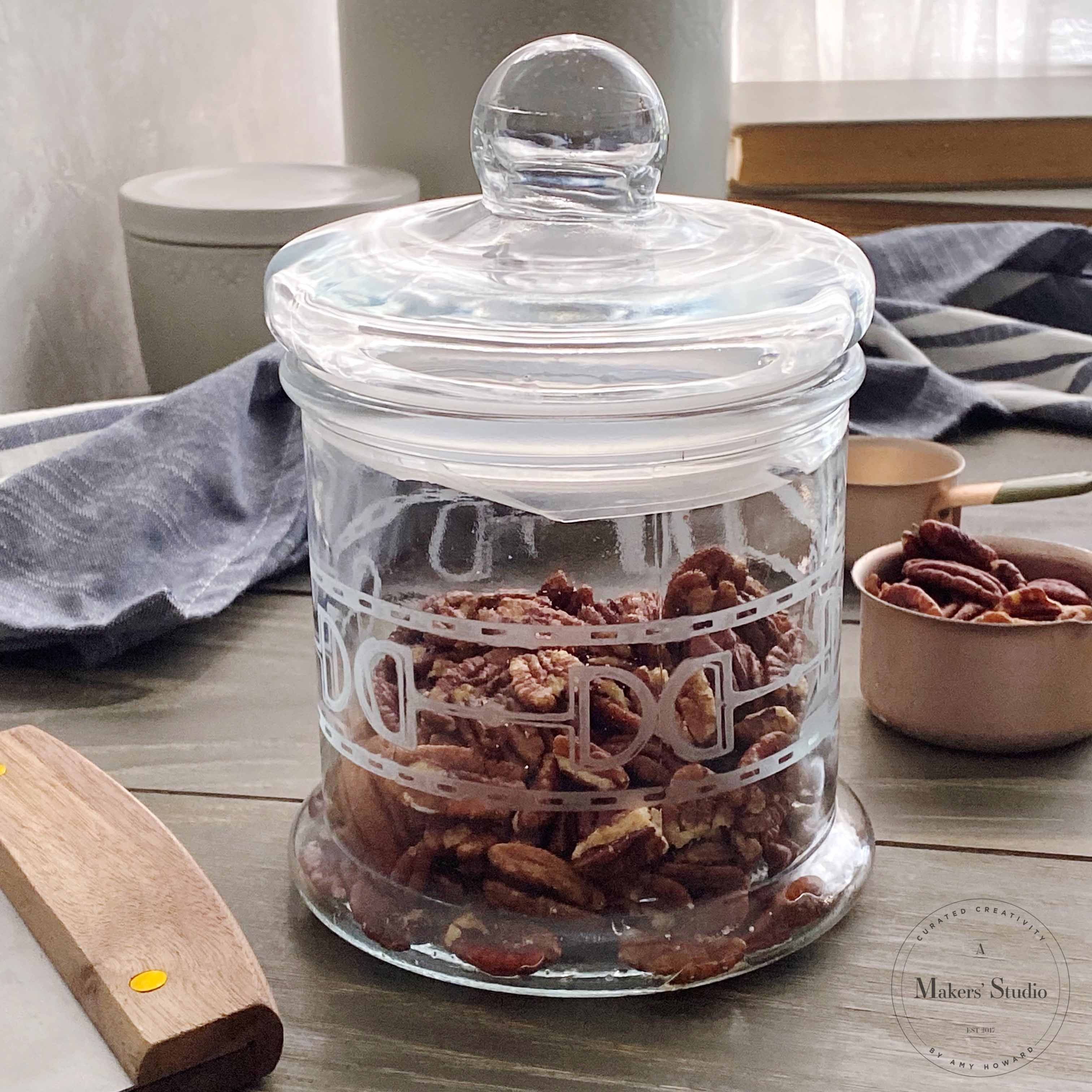 Equestrian - Mesh Stencil 8.5x11