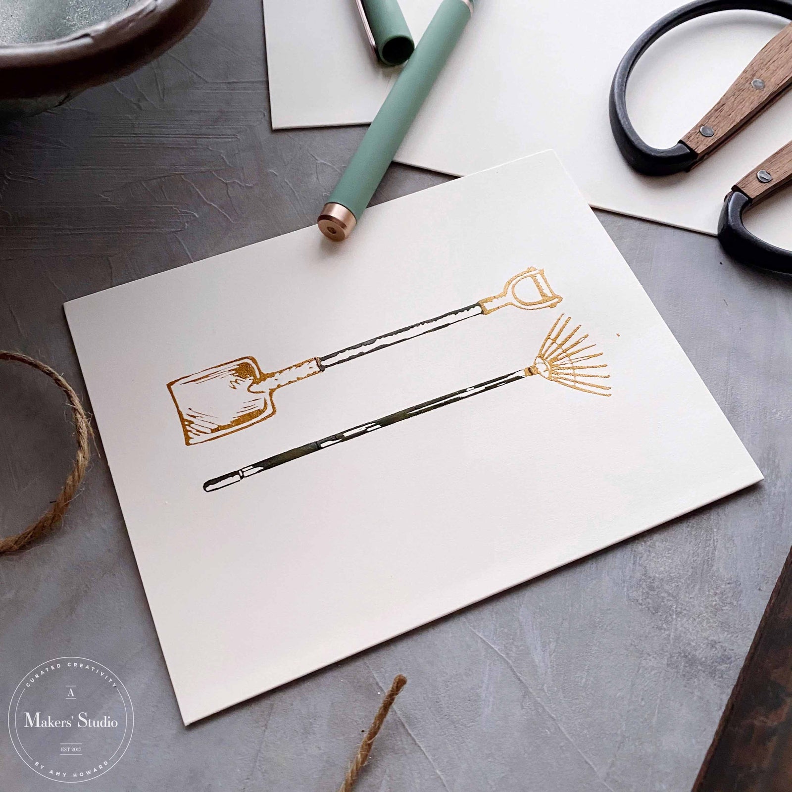 Set of 4 Folded Notecards and Envelopes 5x7