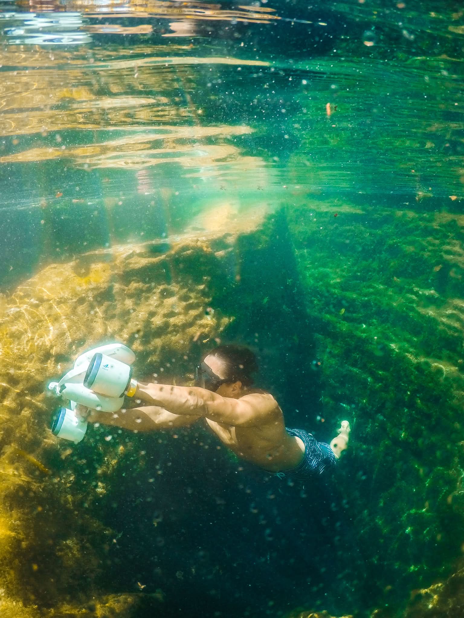 Mix - Underwater Scooter