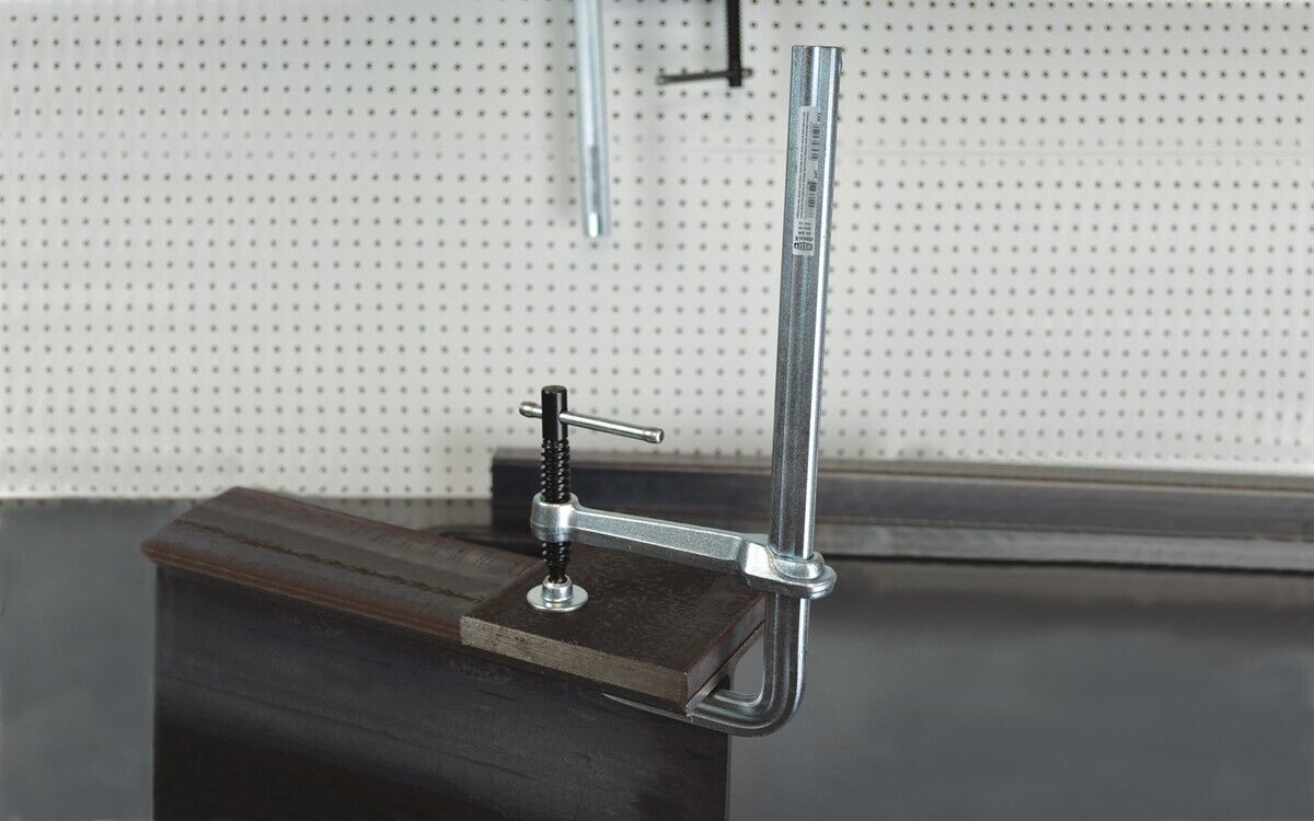 Bessey classiX® Bar Clamp With Standard Pad 12