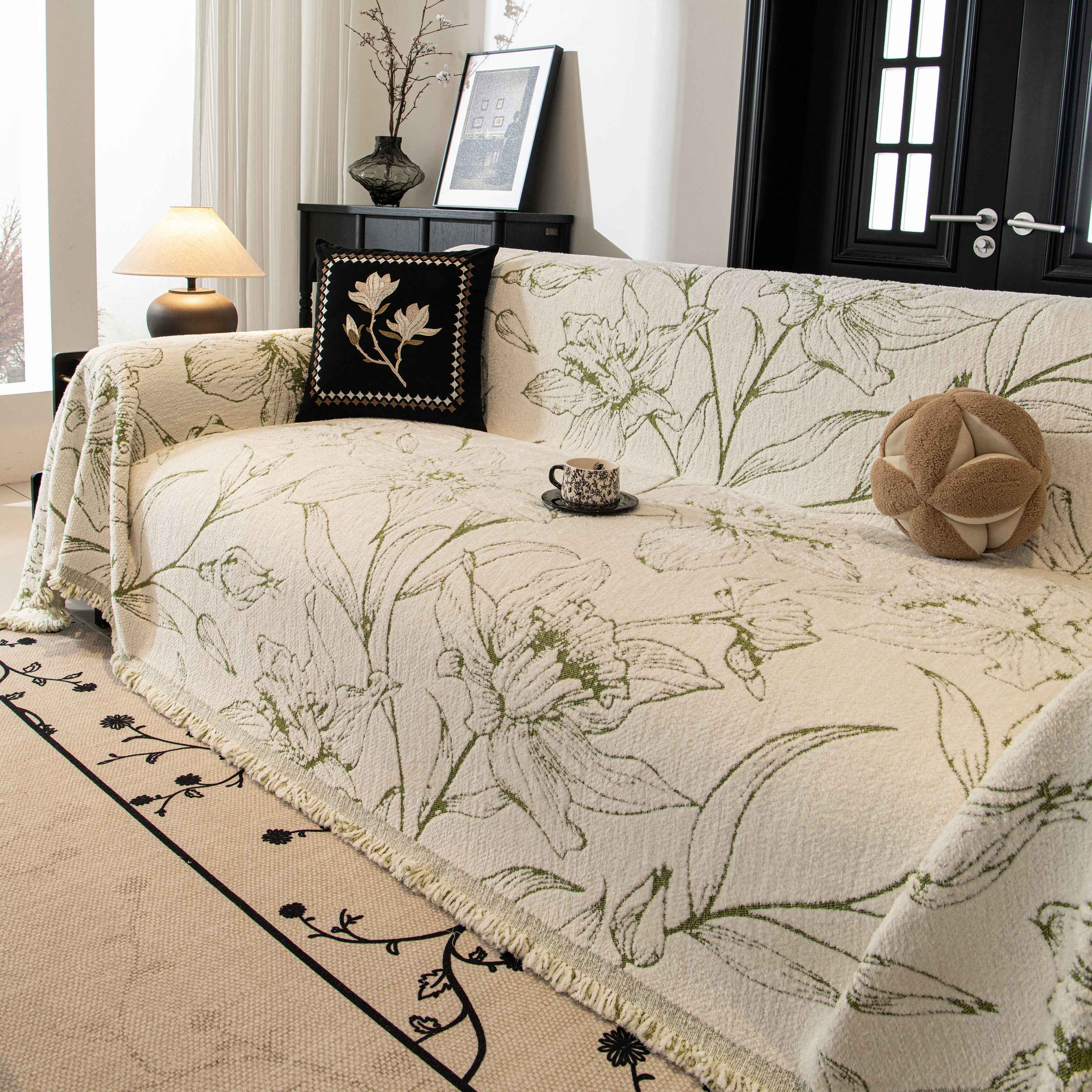 Large Floral Sofa Cover Throw Blanket, Plush Jacquard Non-Shedding Couch Cover for Pets