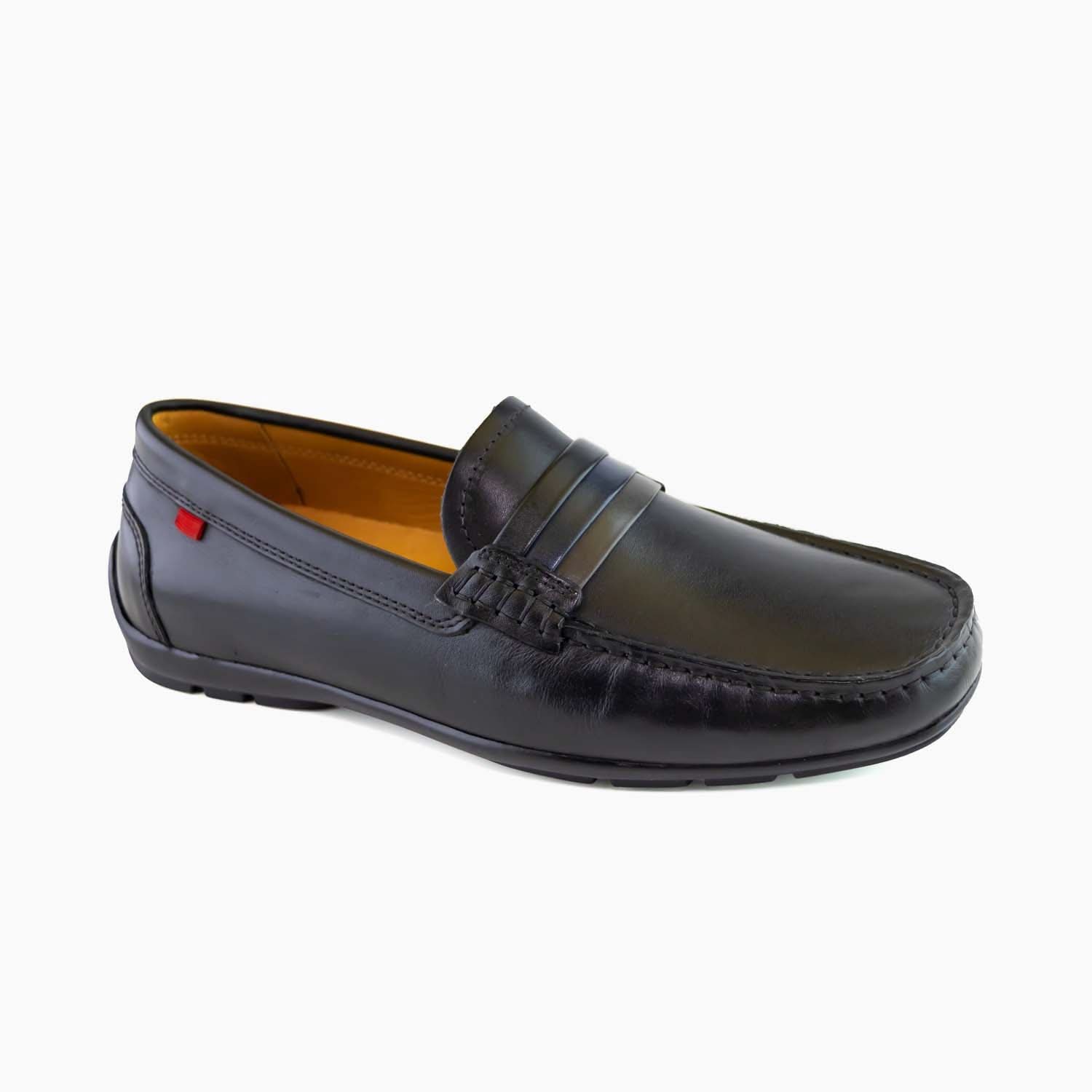 Howard Street, Men Driving Mocs