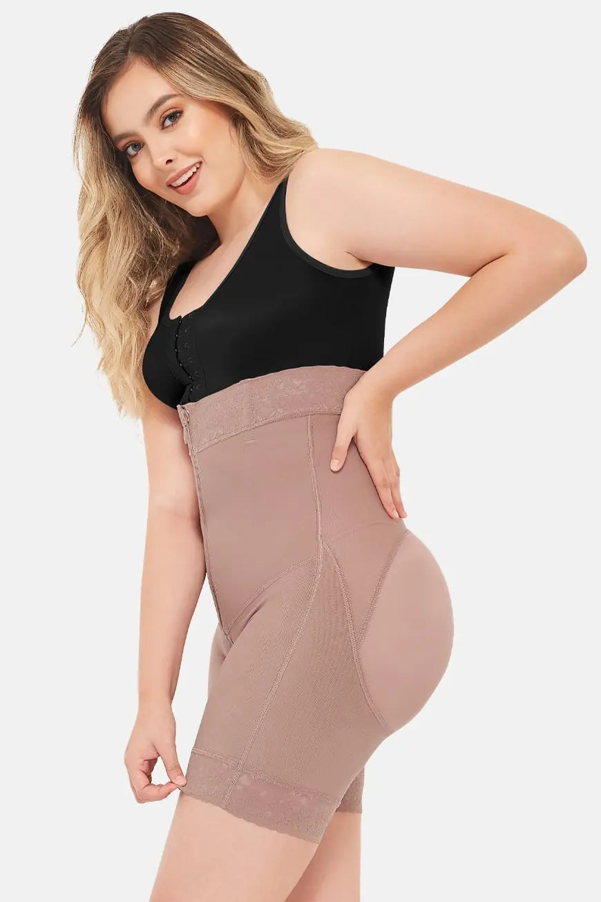 CURVEEZ High Waisted Shorts H-Evolution