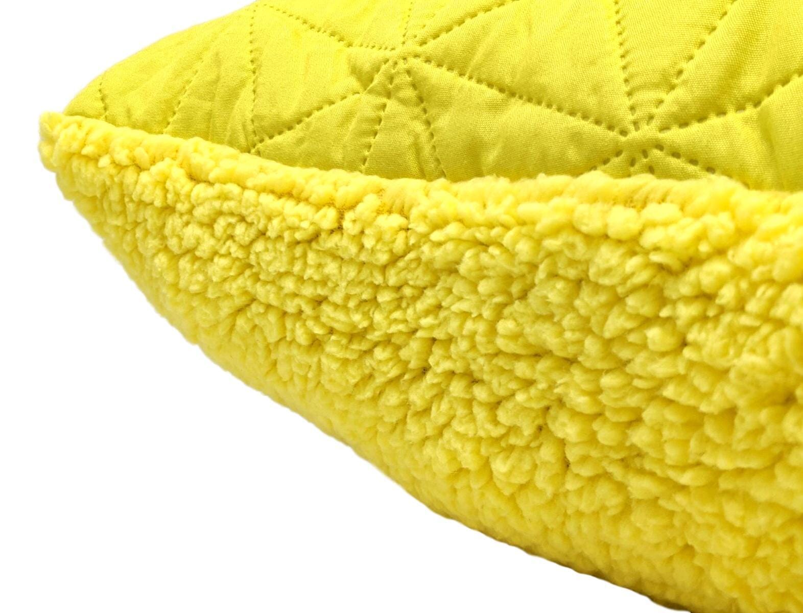 DaDa Bedding Hand-Made Tuscan Sun Yellow Sherpa Backside Quilted Throw Pillow - 18