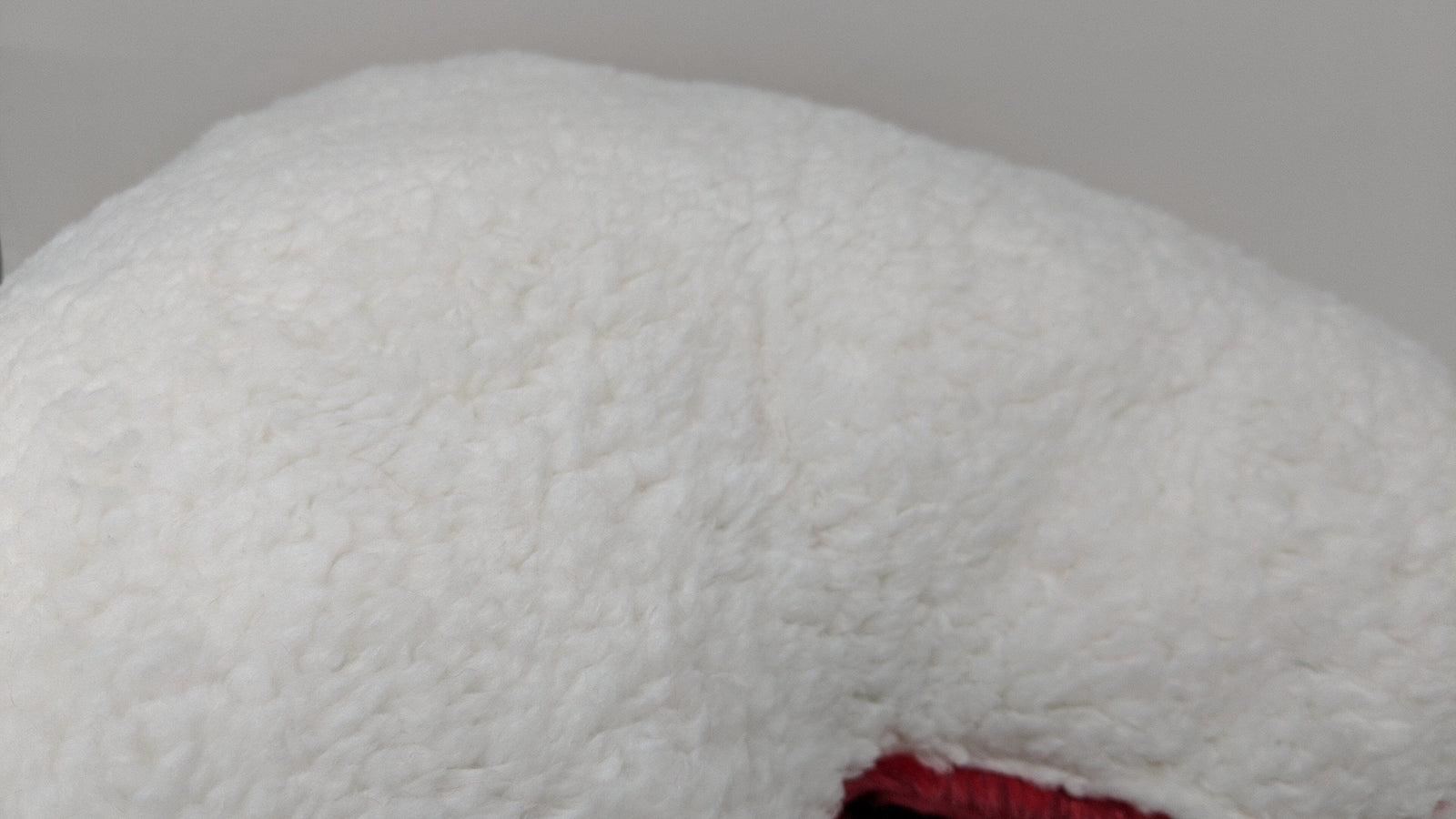 DaDa Bedding Luxury Romantic Valentine Heart Shaped Red Throw Pillow - 16” x 14”