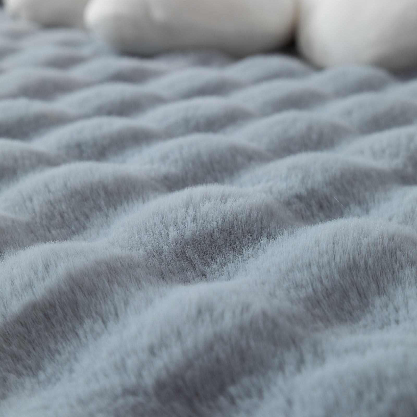 Thick Sofa Cushion Solid Color Faux Fur Fluffy Sofa Cushion Non-Slip Couch Covers