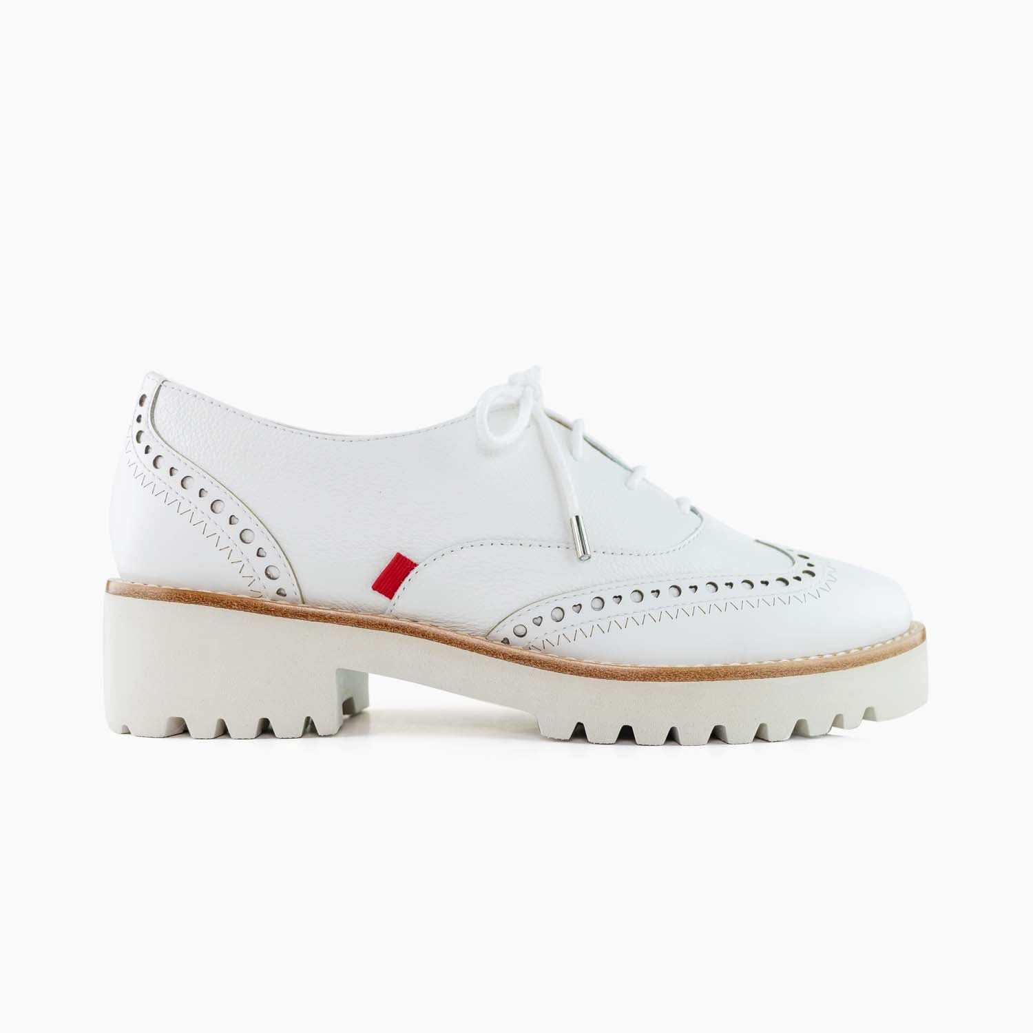 Jennifer Ln, Women Flats