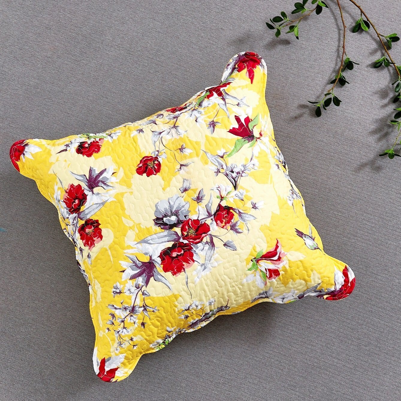 DaDa Bedding Sunshine Yellow Hummingbirds Floral Scalloped Euro Pillow Sham Cover, 26" x 26" (JHW925)