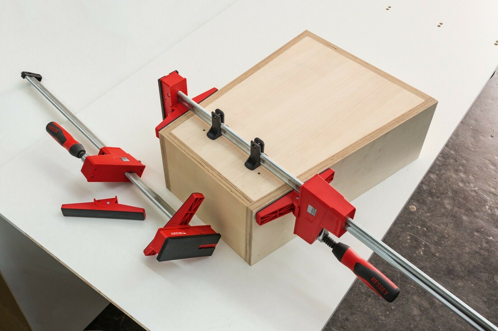 Bessey K Body REVOlution Parallel Clamp 24" KRE3524
