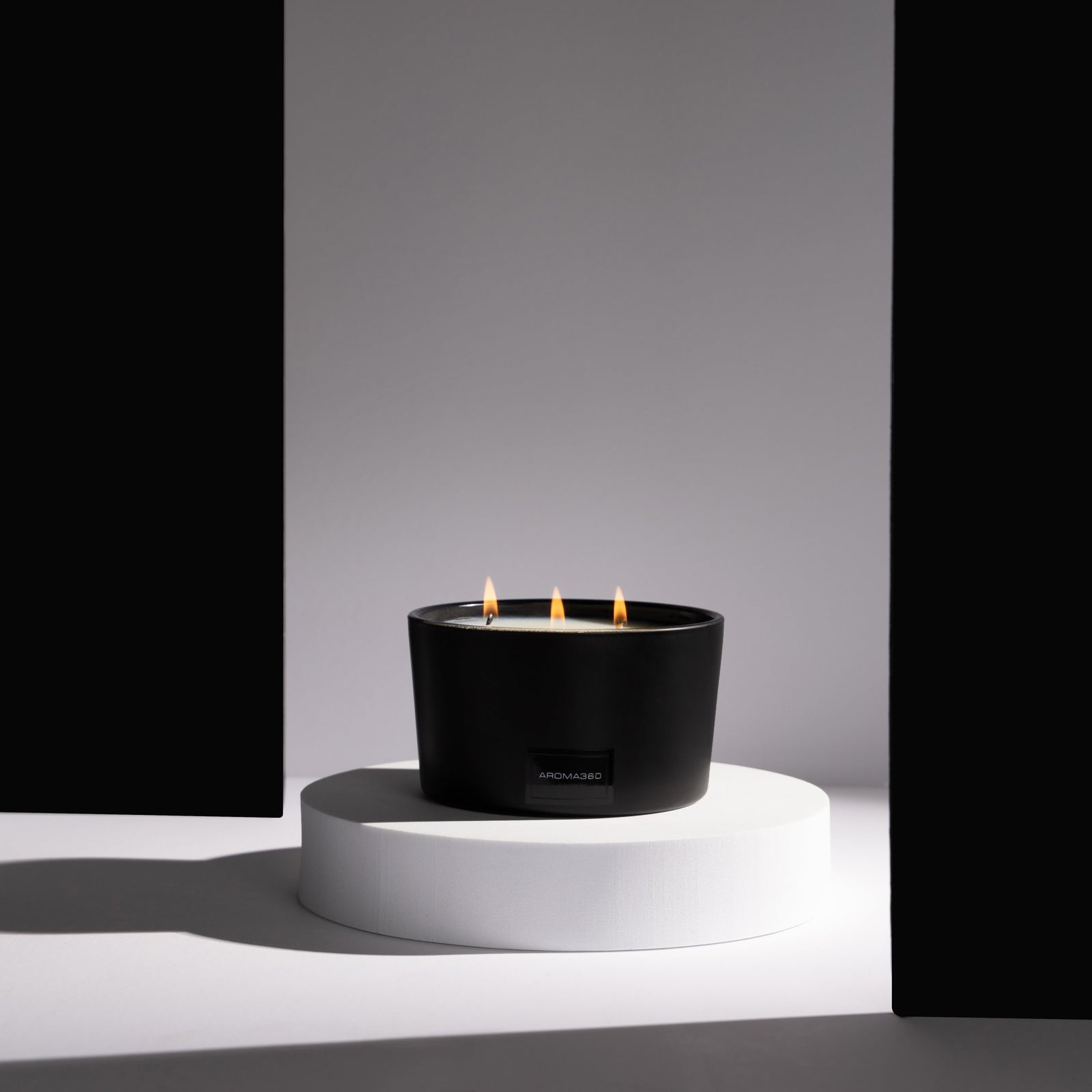 Iris 3-Wick Candle Pure Luxury Fragrance