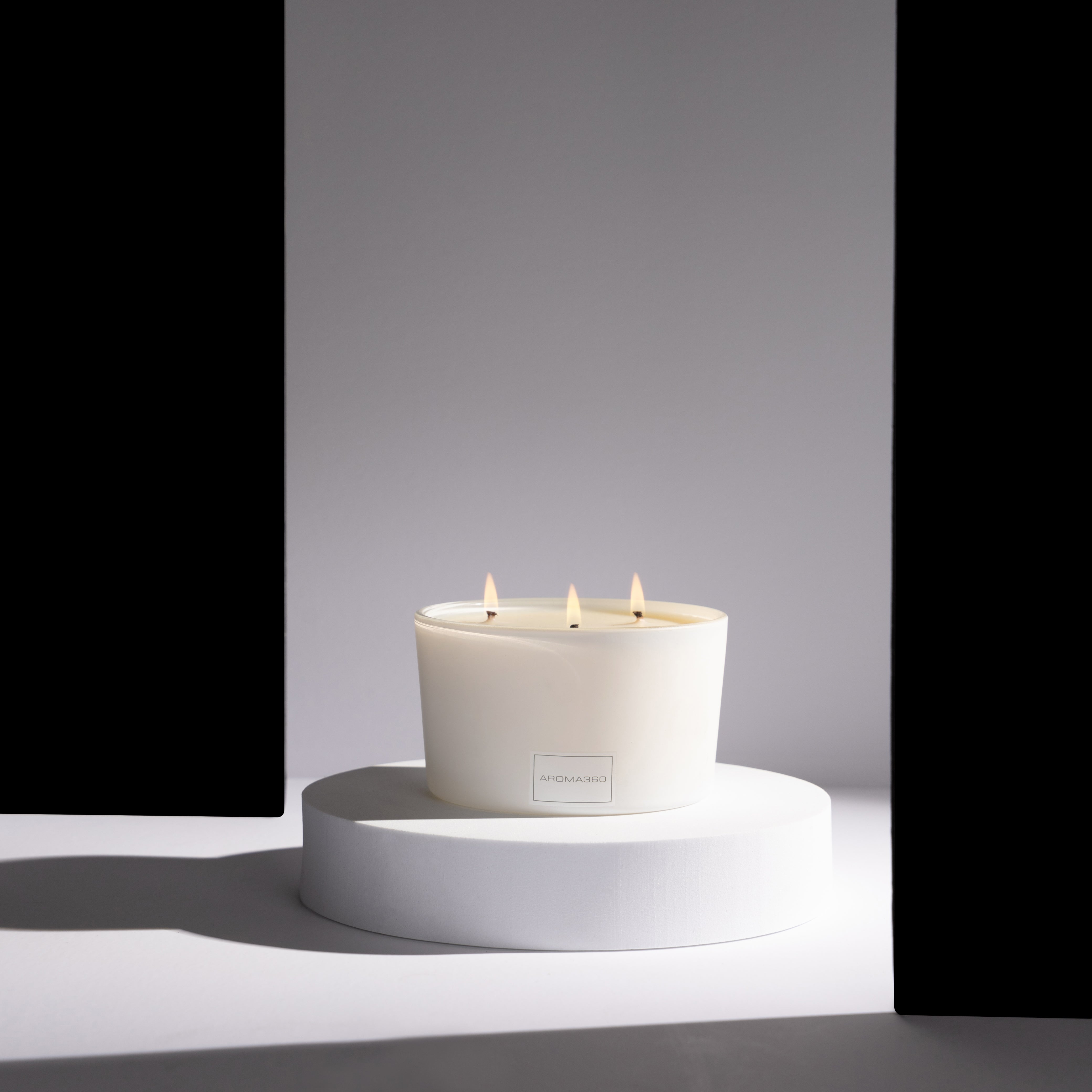 Iris 3-Wick Candle Pure Luxury Fragrance