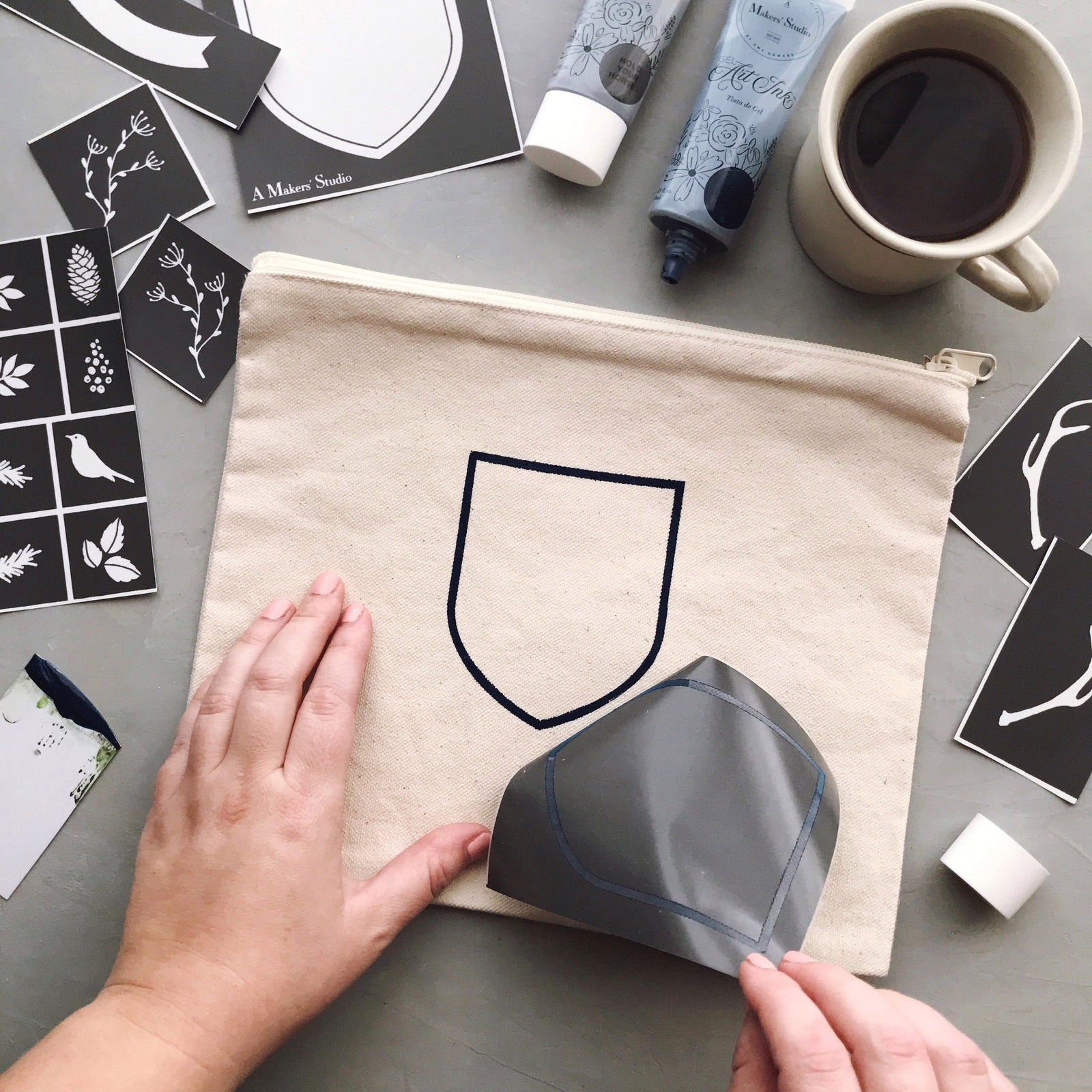 Lodge - Mesh Stencil 8.5 x 11