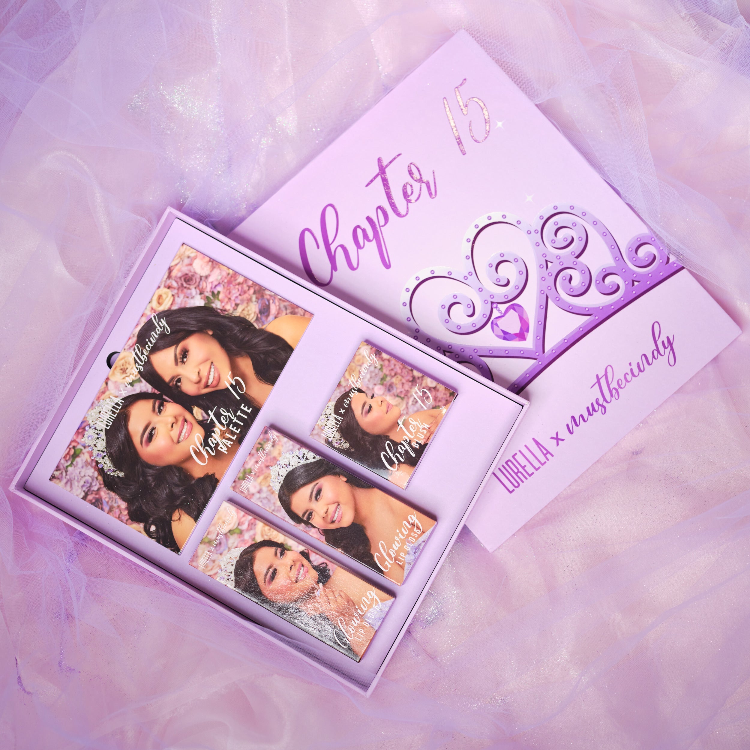 Chapter 15 PR Box Palette, 2 Lip Glosses and Blush
