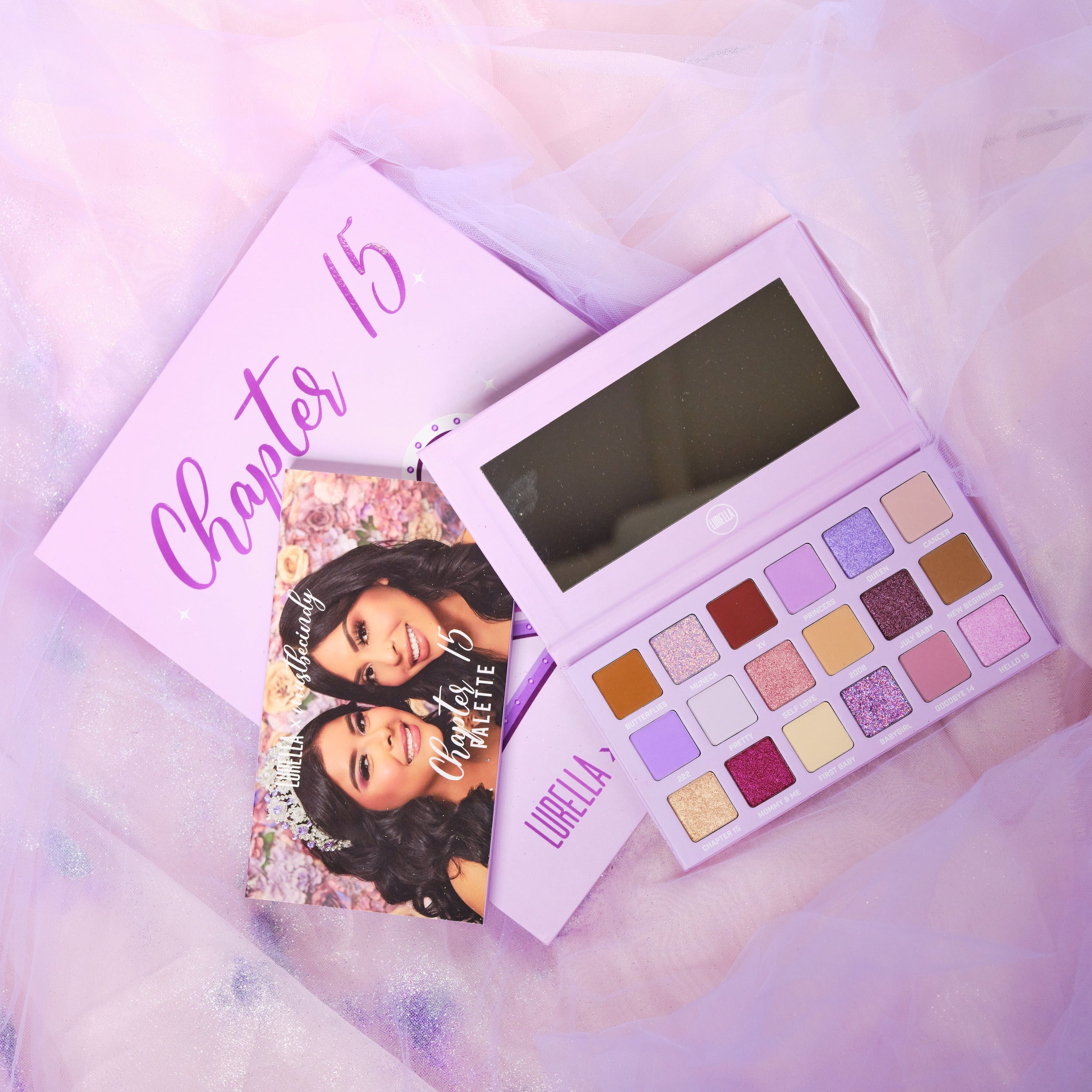 Chapter 15 PR Box Palette, 2 Lip Glosses and Blush