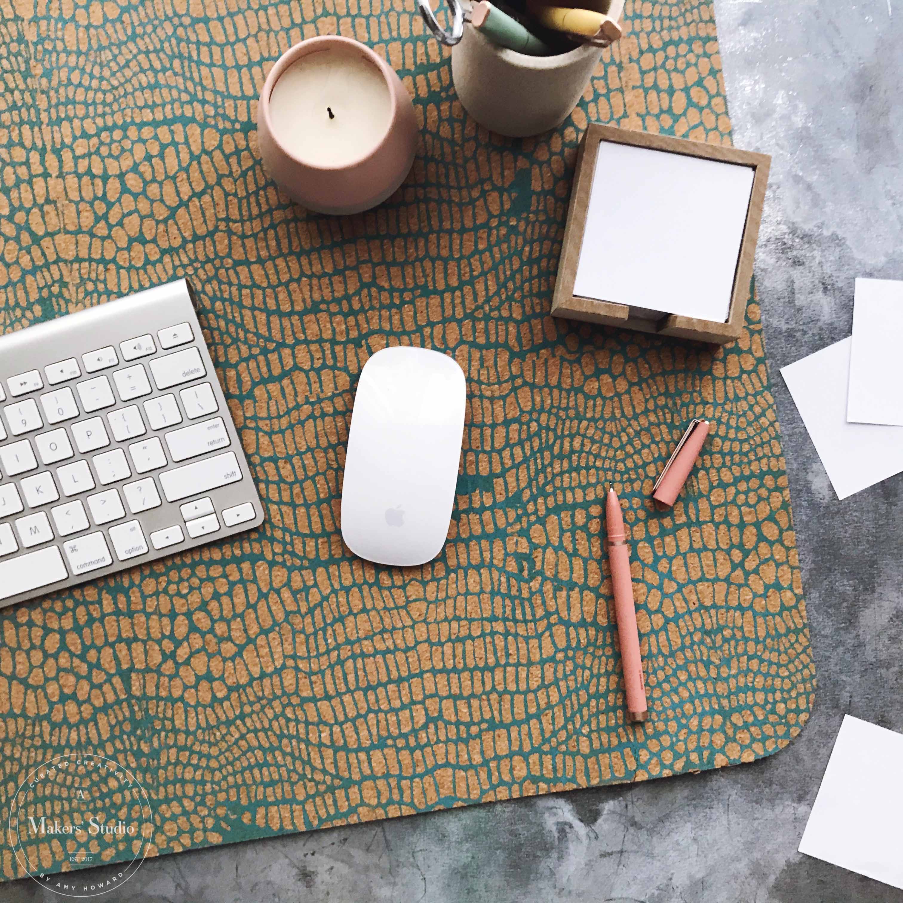 Mock Croc - Mesh Stencil 12x18