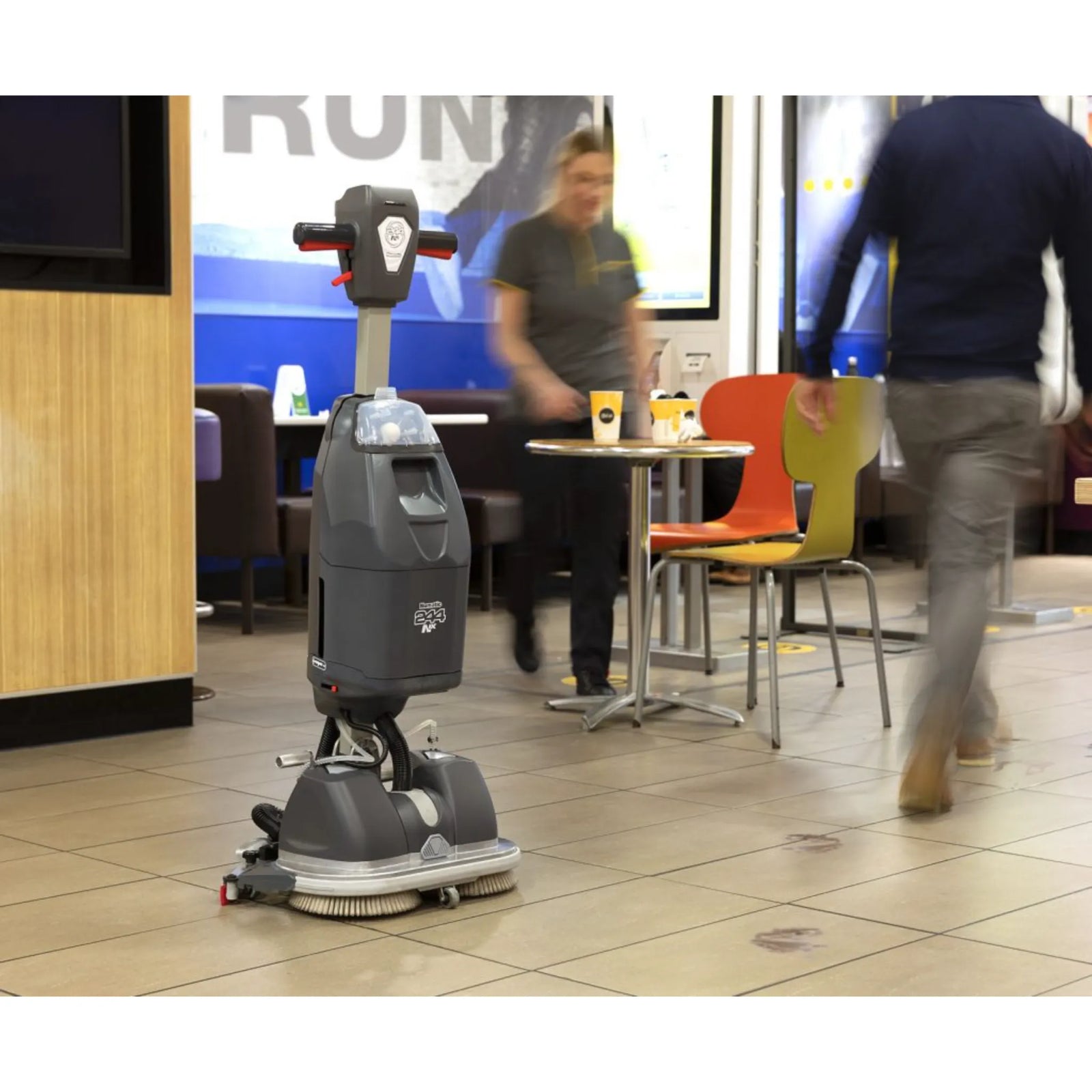 NaceCare 18″ Ultra Compact Scrubber – 1 NX1K Battery + NyloScrub Brush