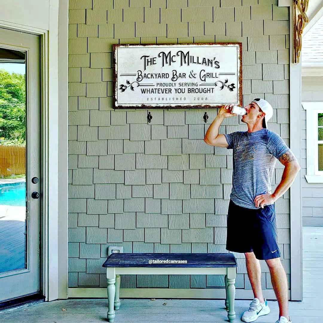Backyard Bar & Grill Sign