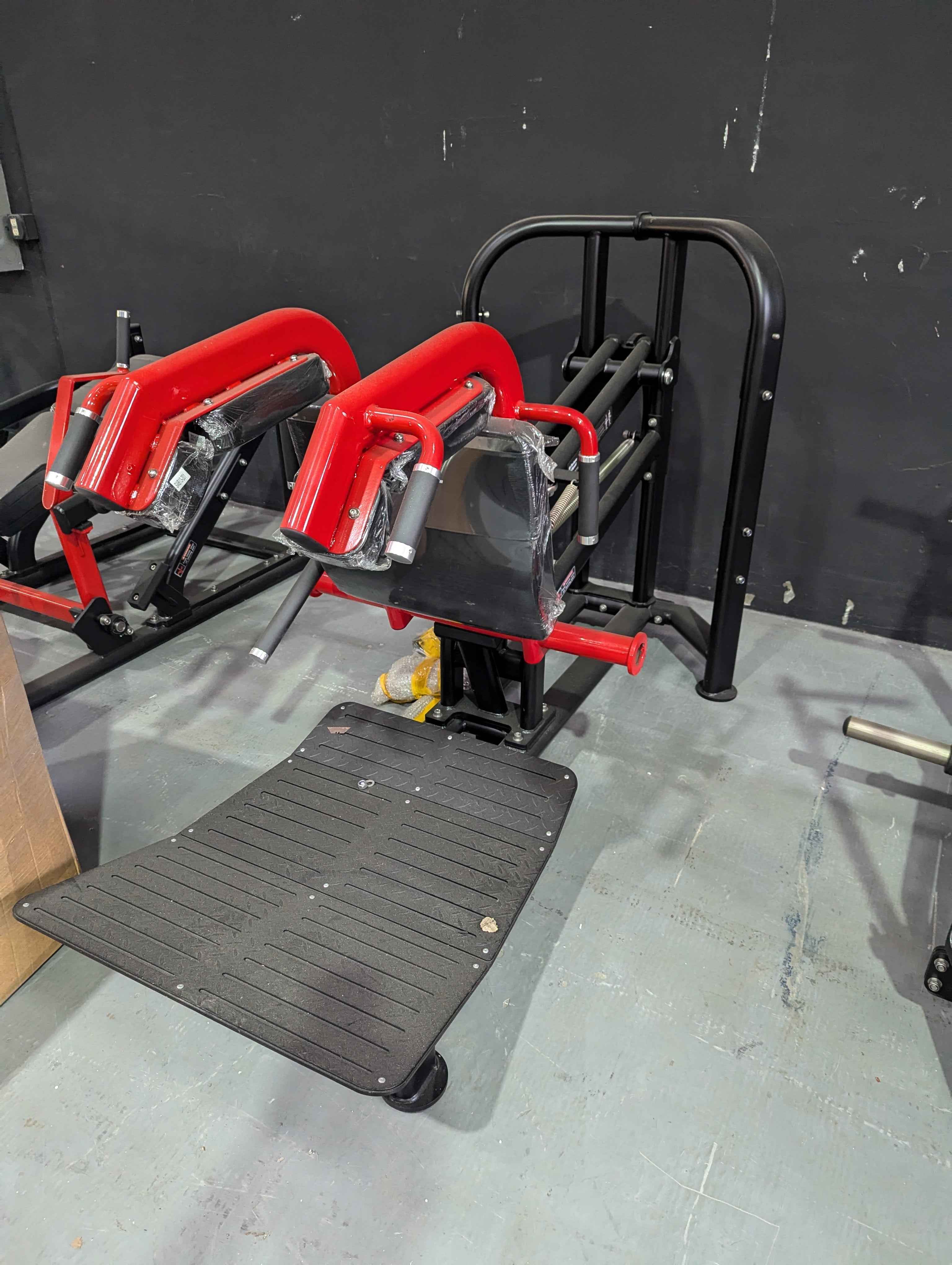 Pro Strength Plate Loaded Hack Squat | Muscle D Fitness