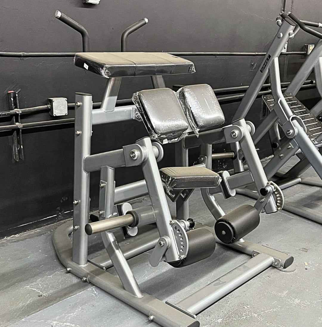 Pro Strength Adjustable Kneeling Leg Curl - Silver