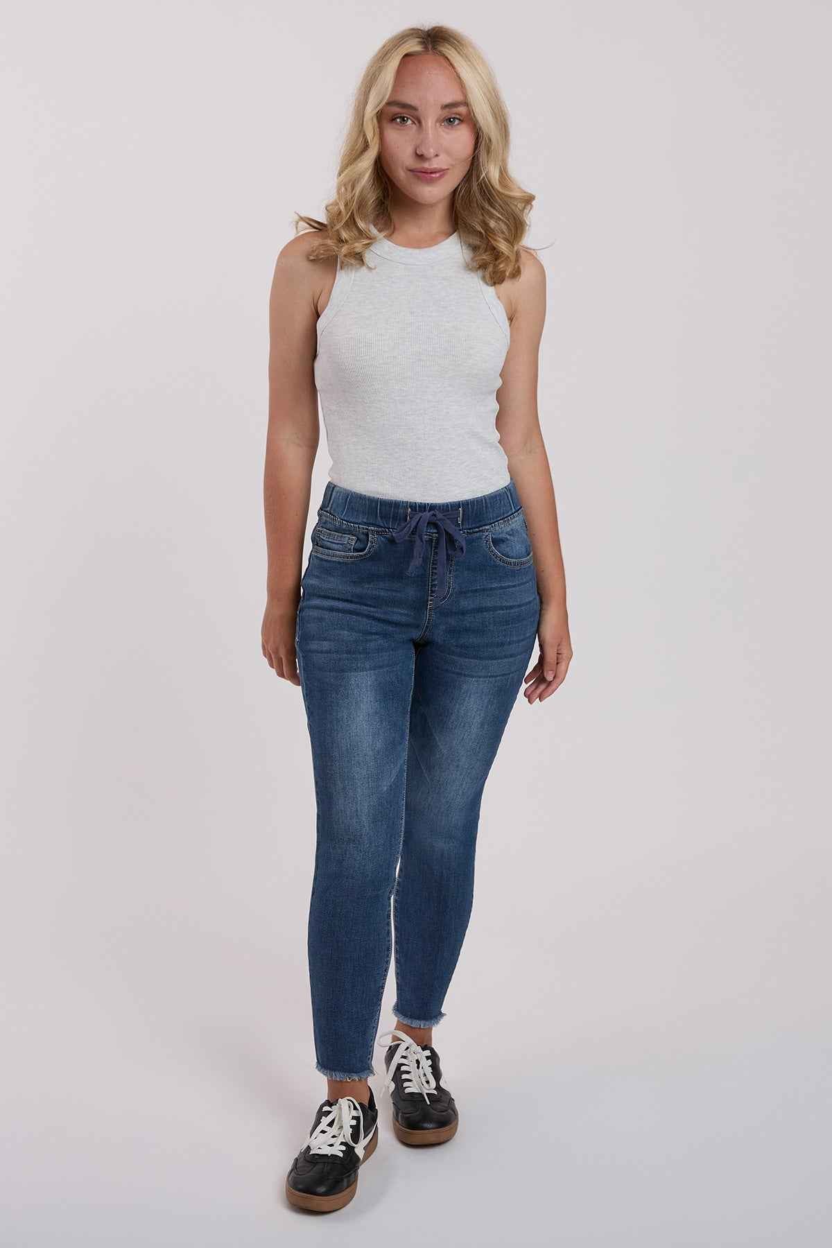 Women's Petite High Rise Denim Ankle Jogger