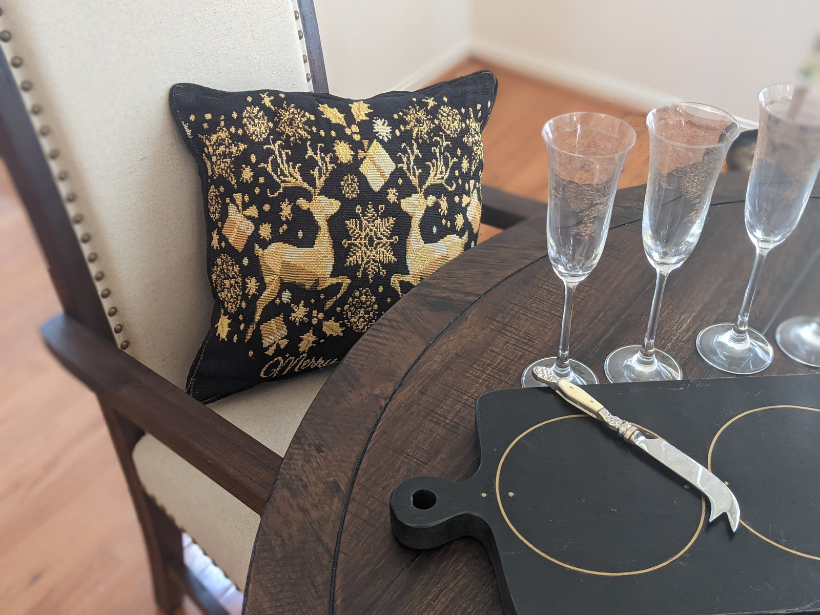 DaDa Bedding Magical Golden Reindeer Woven Tapestry Throw Pillow Covers 16