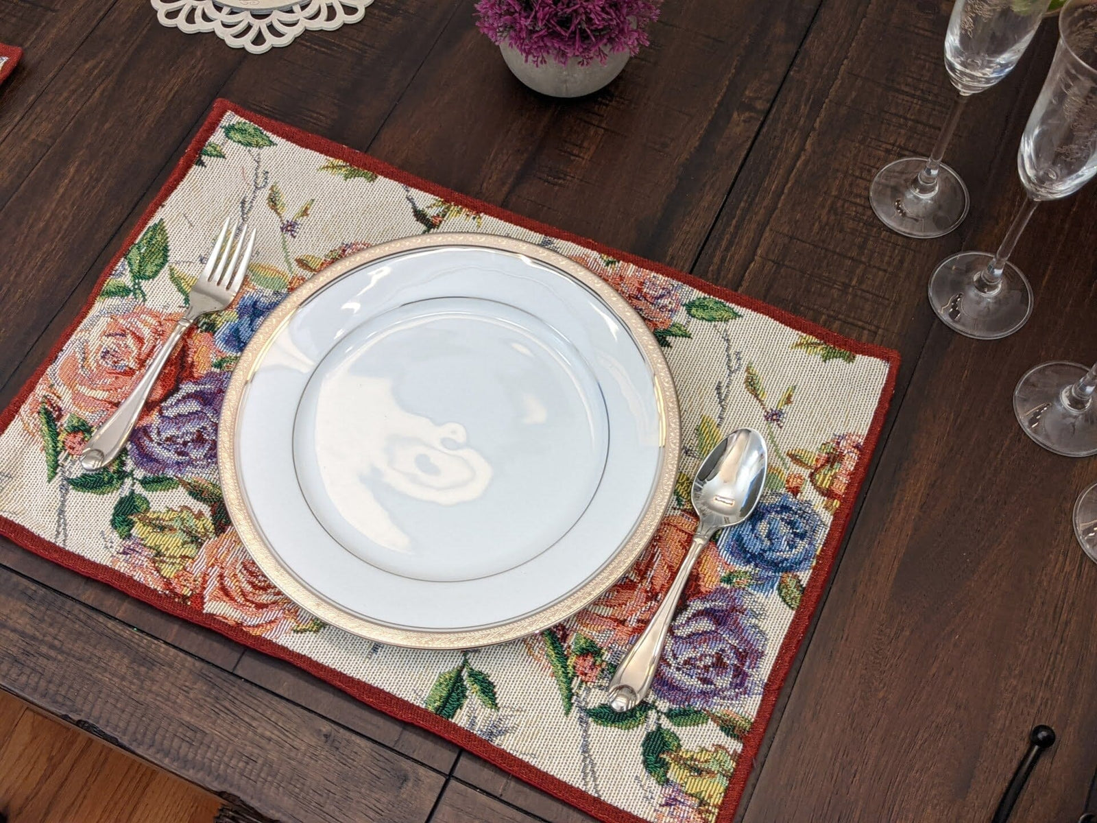 DaDa Bedding Set of 4-Pieces Vintage Romantic Roses Lovely Pink Floral Tapestry Placemats 13” x 19” (879)