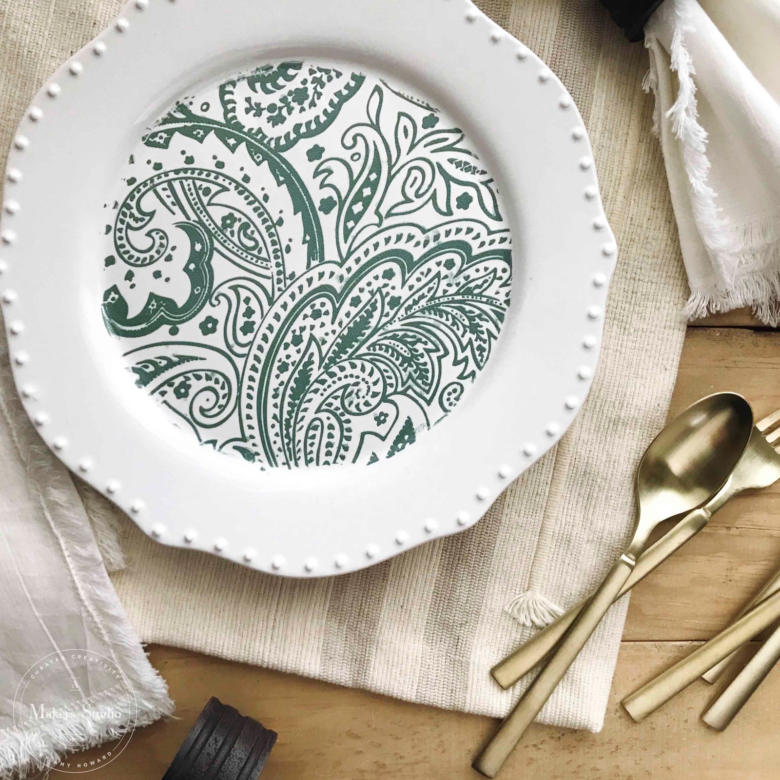 Paisley - Mesh Stencil 12x18