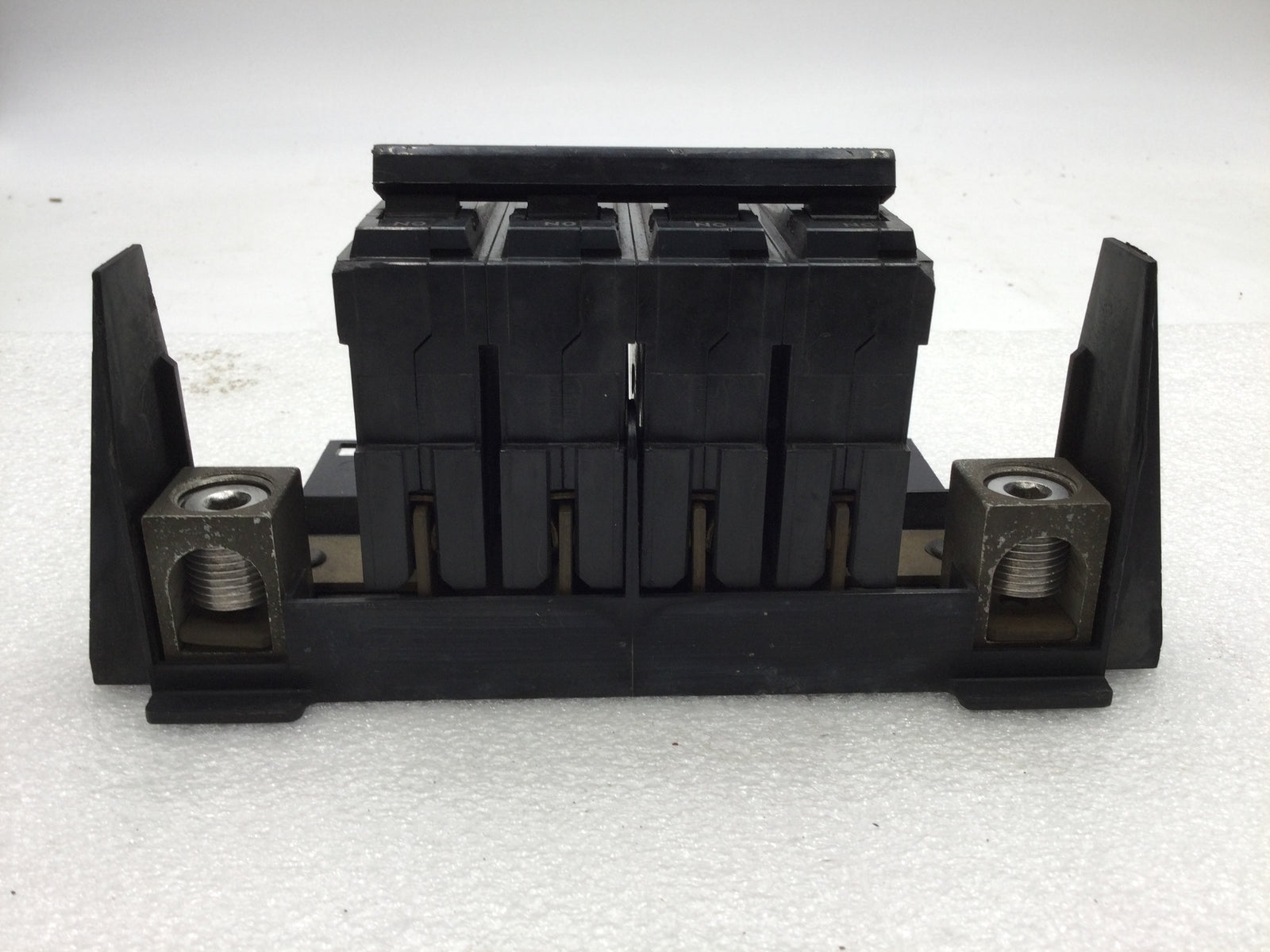 GE General Electric Type THQMV 150 Amp to 225 Amp 4 Pole Circuit Breaker