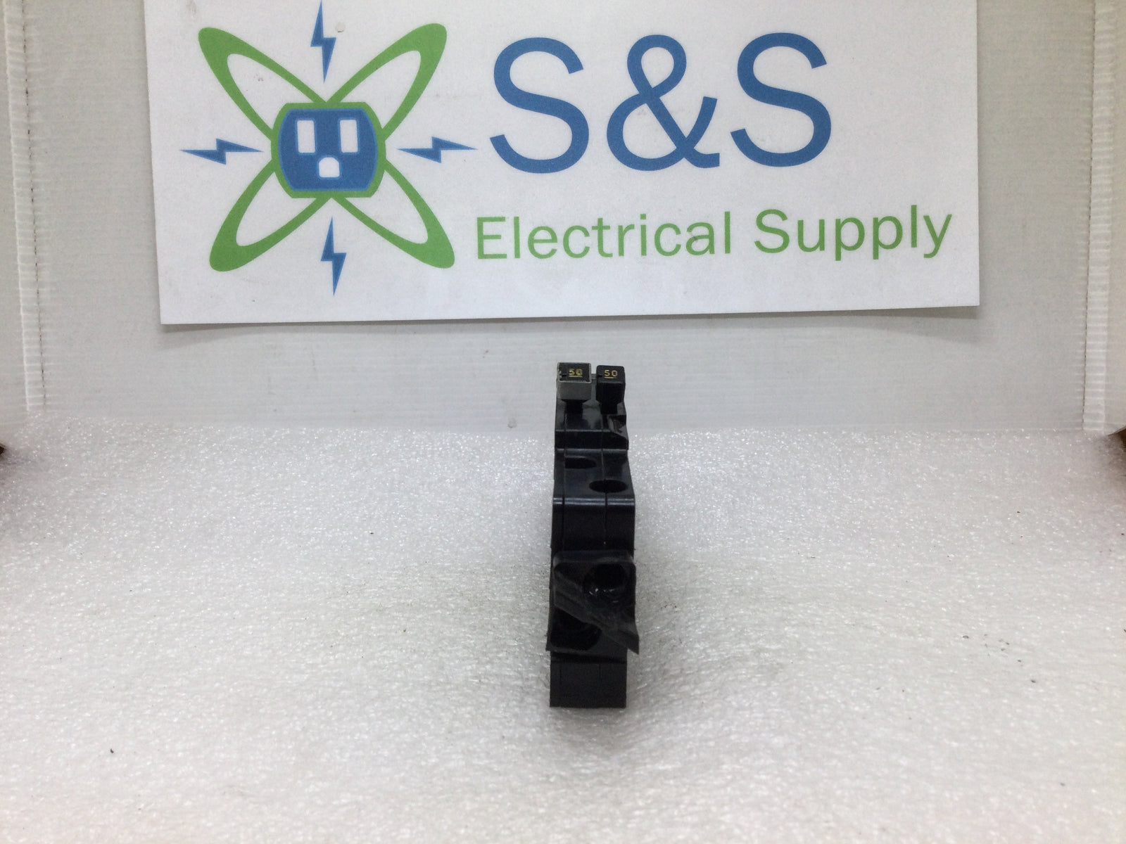 GTE/Sylvania, Zinsco, Challenger, T&B 50 Amp 2 Pole Type RC38-50 Al 120/240 Vac Circuit Breakers