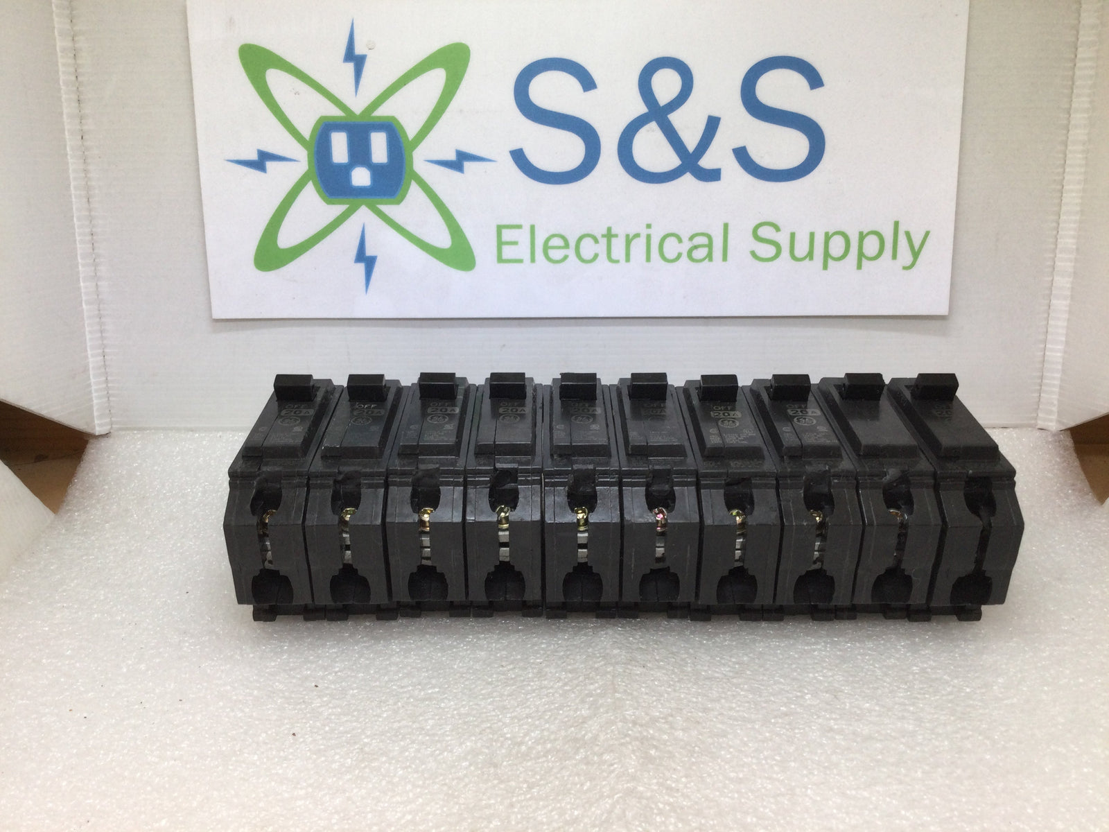 GE General Electric THQL1120 1 Pole 20A Stab In Thick Circuit Breaker