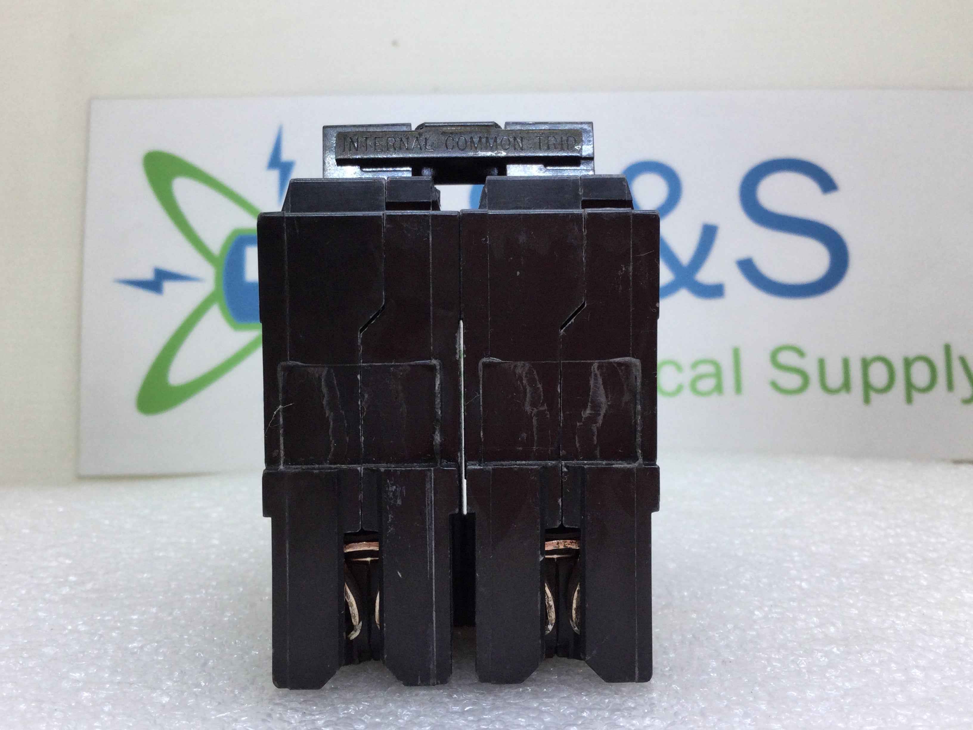 General Electric THQL2140 40 Amp 2 Pole 120/240V Circuit Breaker - Printed Face