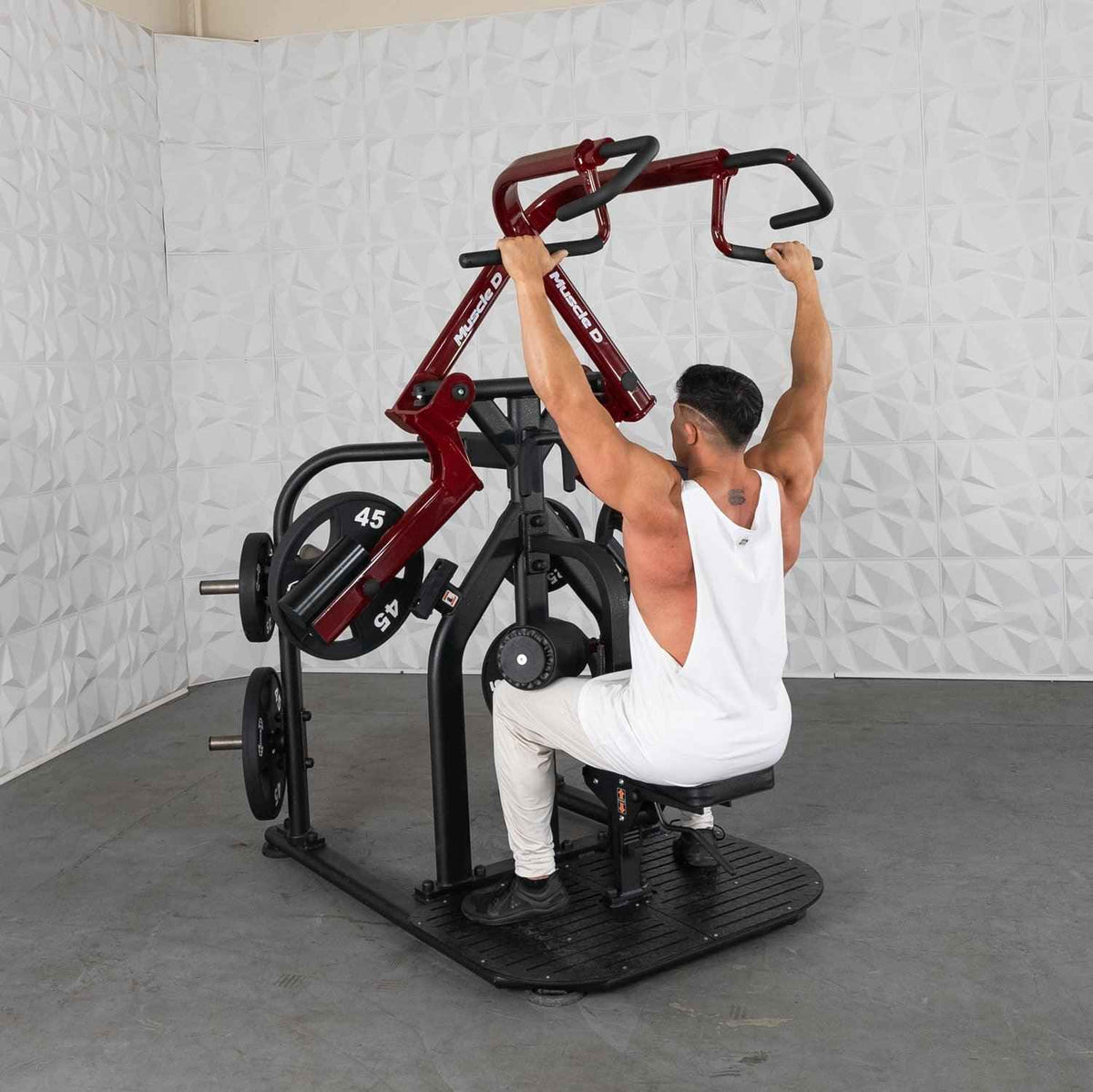 Pro Strength Rotary Lat Pull-Down – Plate Loaded | Muscle D Fitness