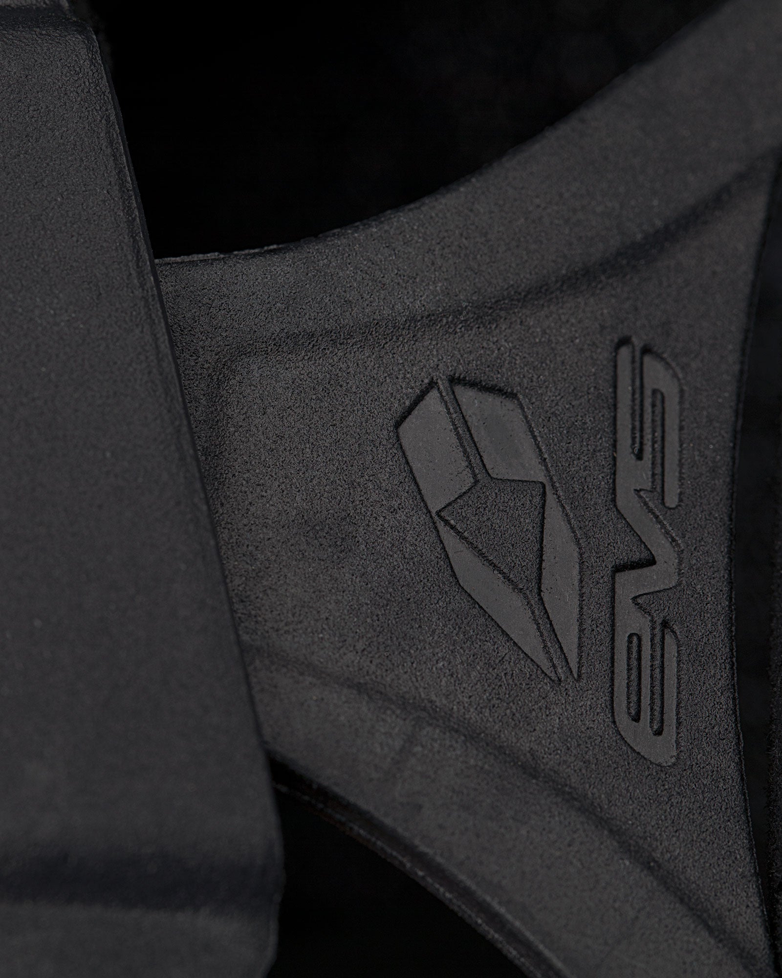 Axis Sport Knee Brace
