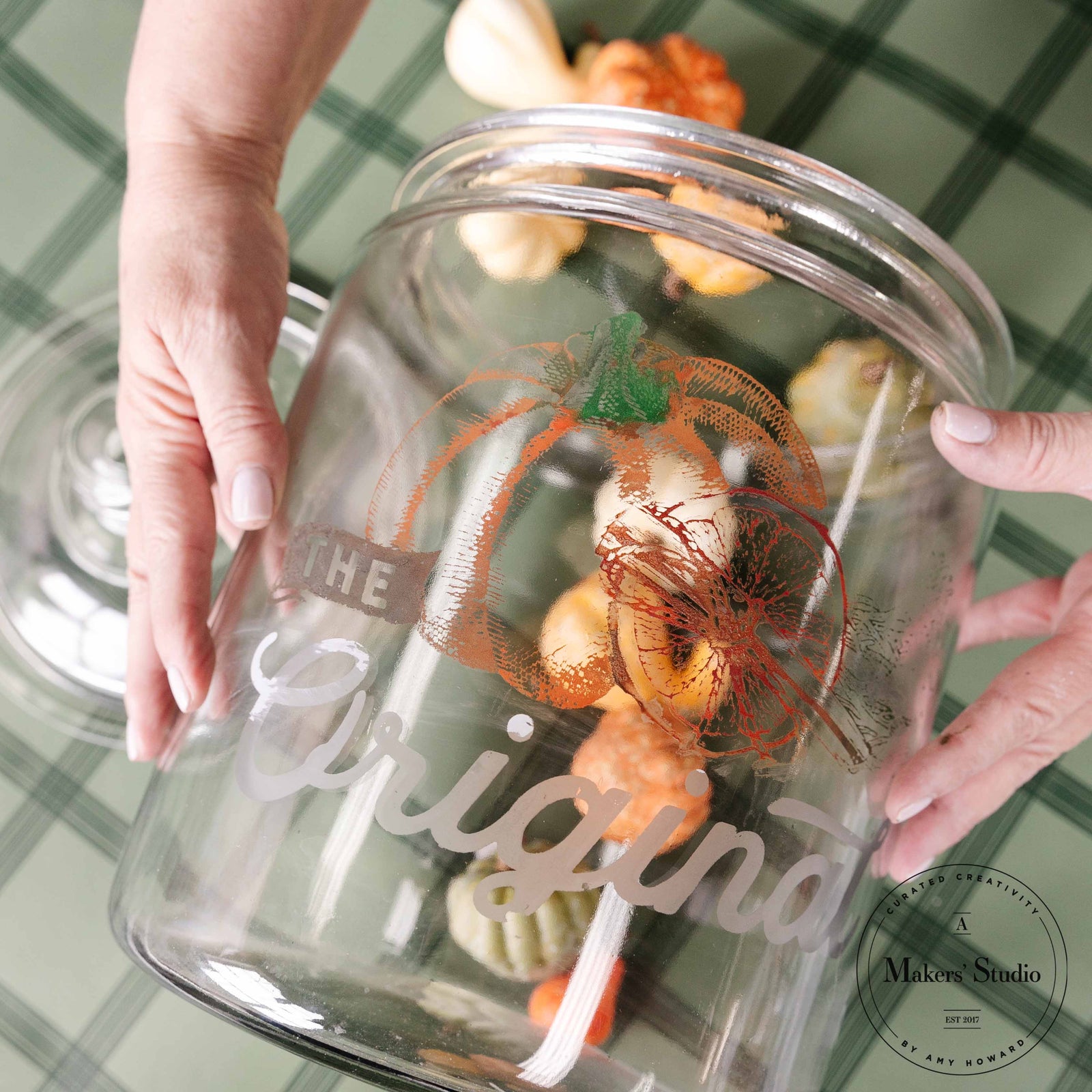 Pumpkin Spice - Mesh Stencil 12x24