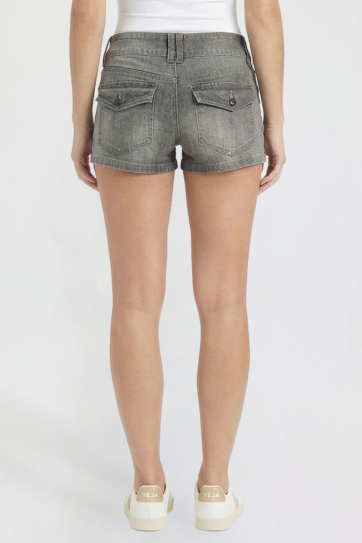 Women's Low Rise 90's Flap Pockets Shorts