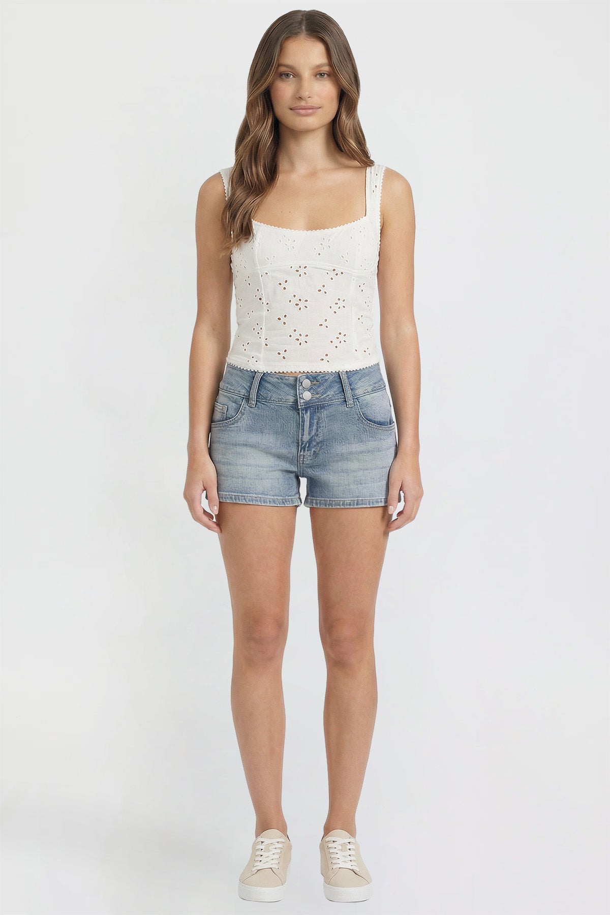 Women's Low Rise 90's Flap Pockets Shorts