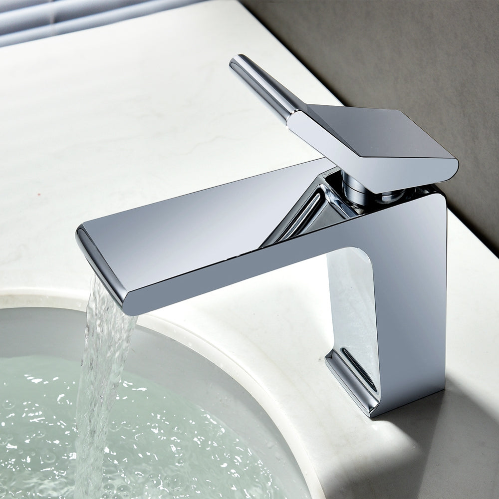 Chrome Single handle bathroom basin faucet with pop up overflow brass drain