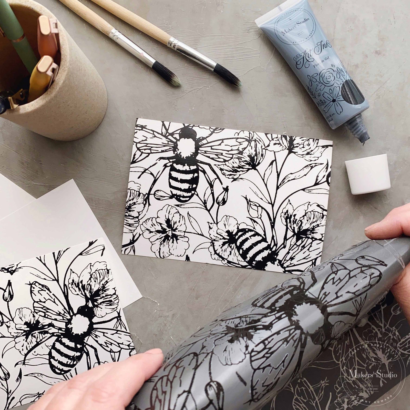 Summer Bee - Mesh Stencil 12x12