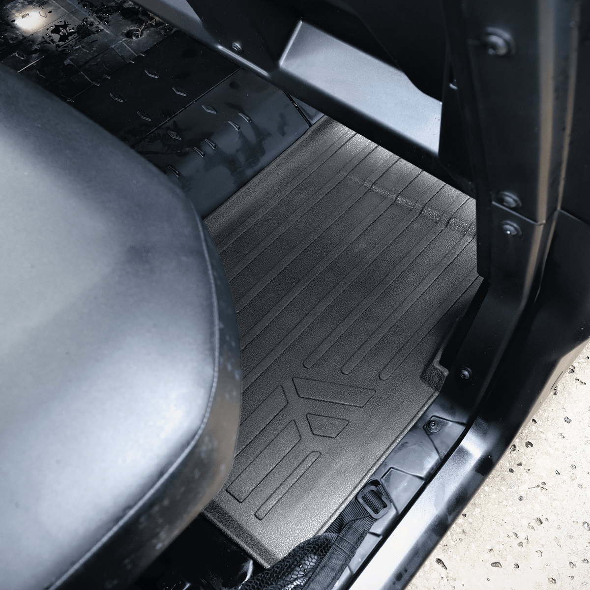 SMARTLINER OUTDOORS™ Custom Fit Rugged Rubber Floor Liners For 2016-2025 Can-Am Defender (6 Seater)