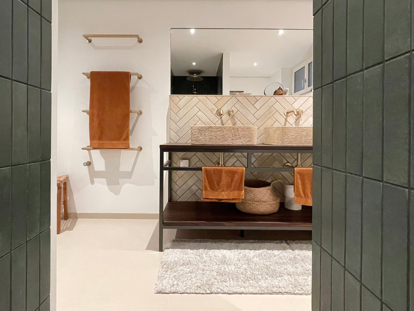 Valencia Travertine Rectangular Vessel Sink Honed Inside and Sand-Blasted Outside (W)16