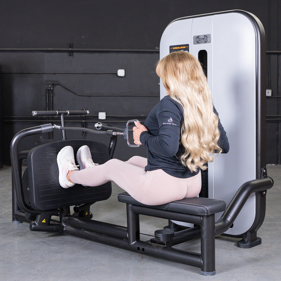 Vogue Diverging Low Row by Muscle D Fitness | Advanced Back Machine