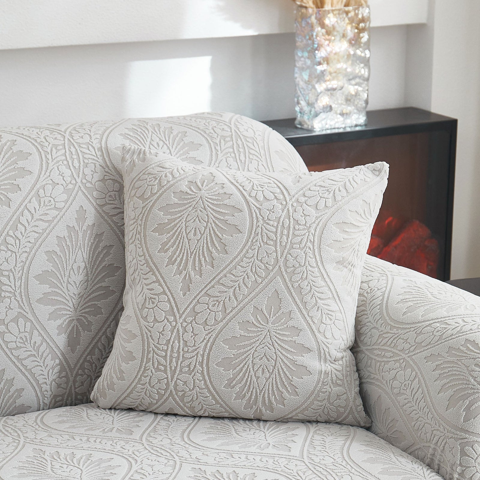 3D Baroque Floral Stretch Sofa Cover Elastic Polar Fleece Couch Slipcover with Straps