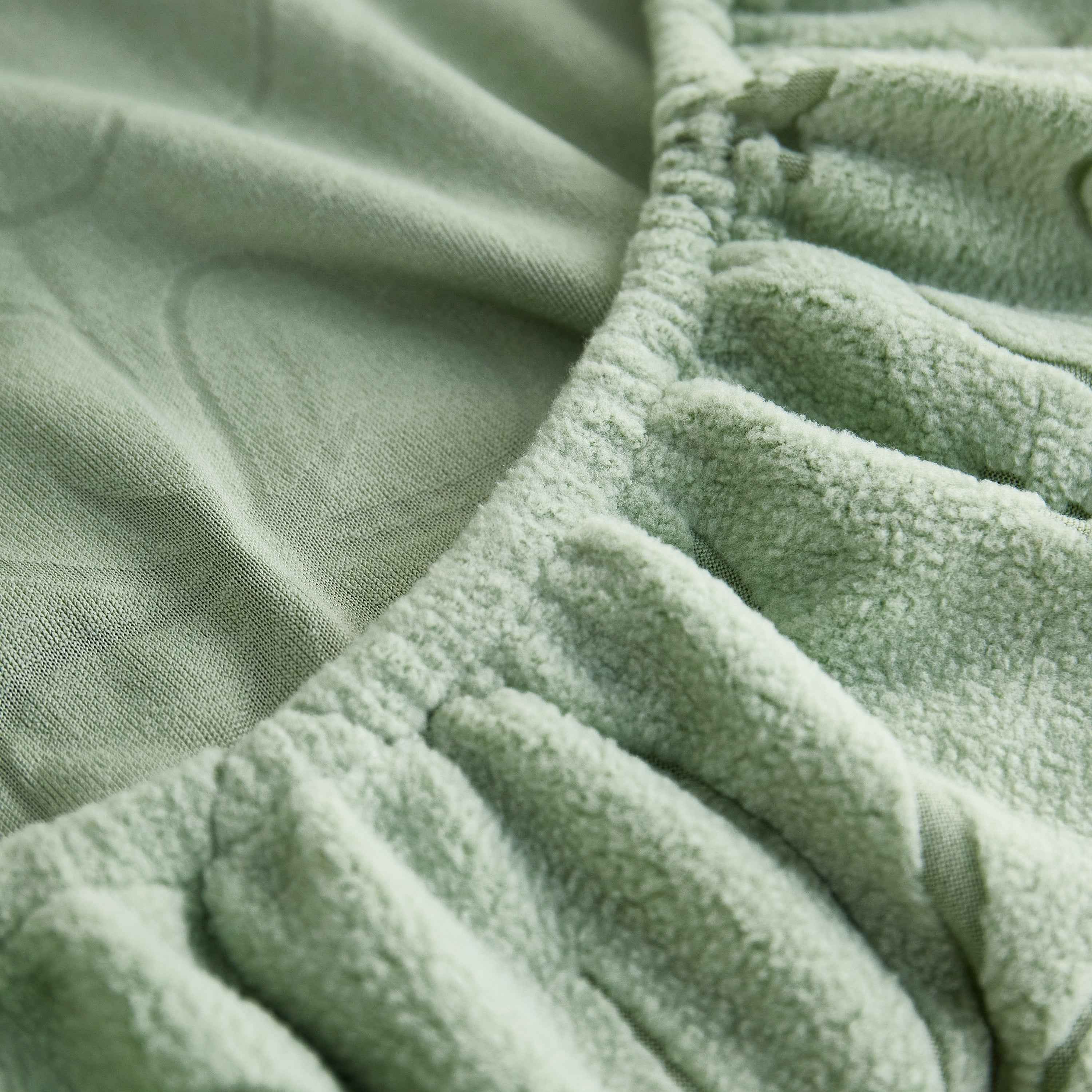 Lucky Clover Slipcover Non-Slip Stretch Jacquard Polar Fleece Sofa Cover for Pets, Cushions, Couches